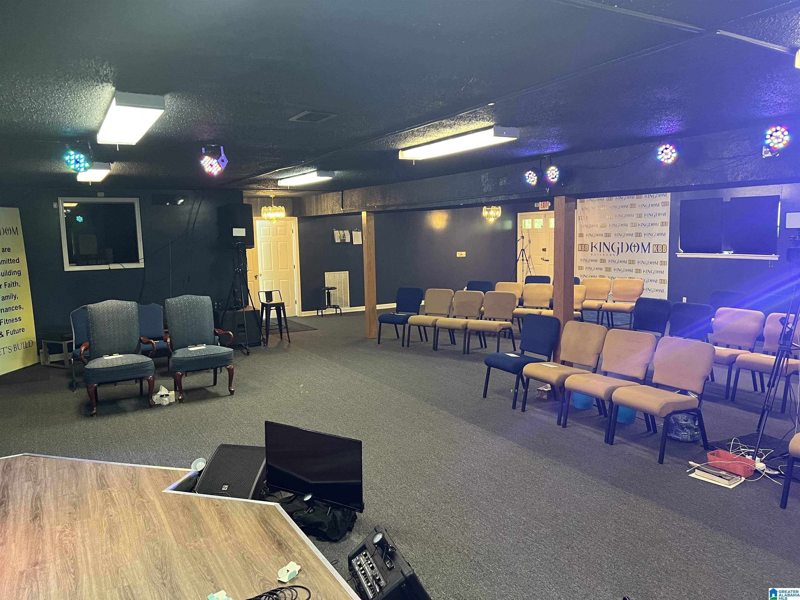 Birmingham, AL 35235,1123 BREWSTER ROAD