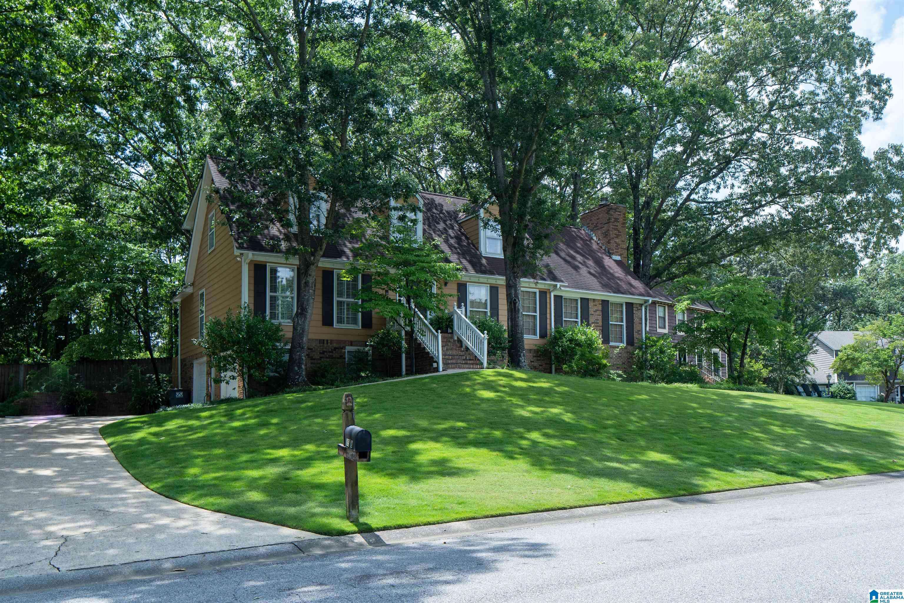 Hoover, AL 35216,3518 WILLIAM AND MARY ROAD