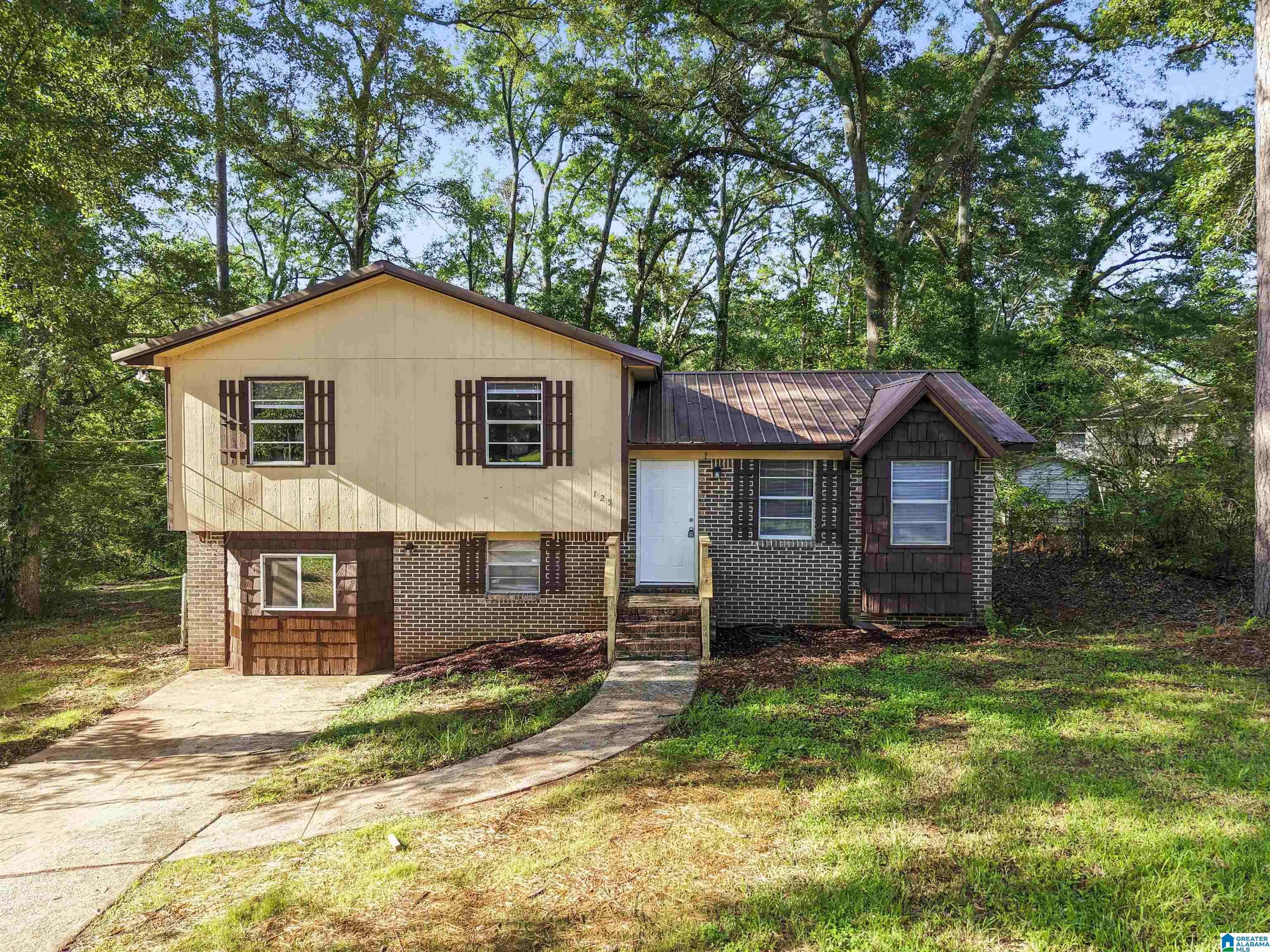 Hueytown, AL 35023,125 GREENRIDGE TERRACE