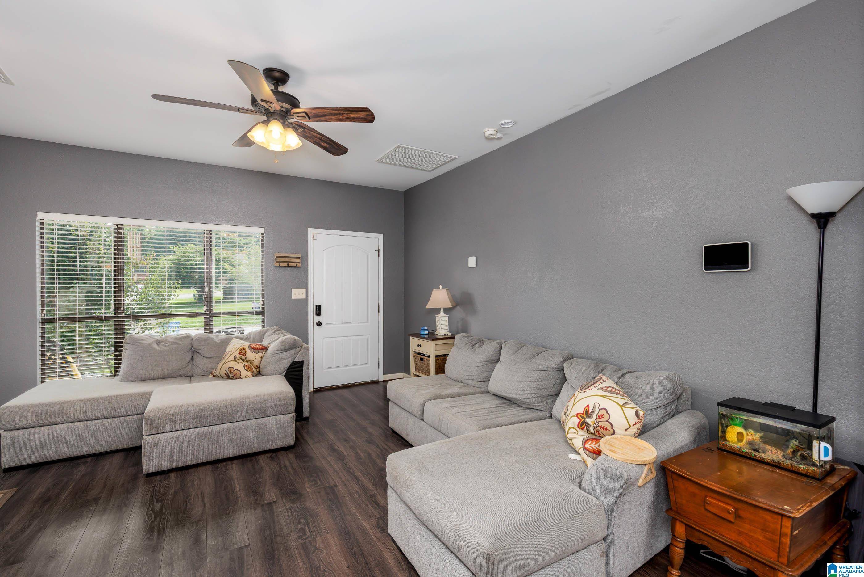 Bessemer, AL 35022,3136 PINECREEK LOOP