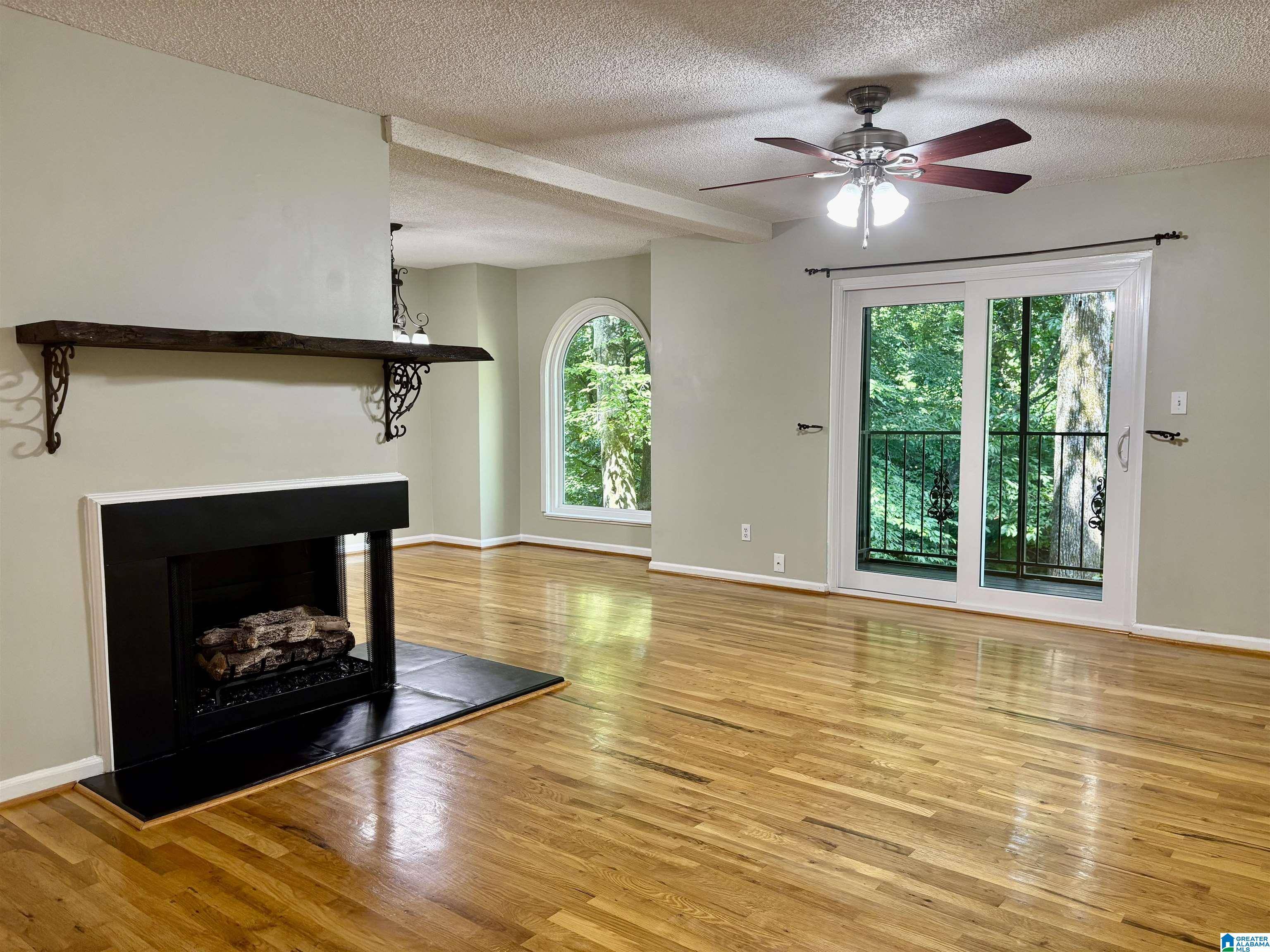 Vestavia Hills, AL 35243,140 W GREEN #140