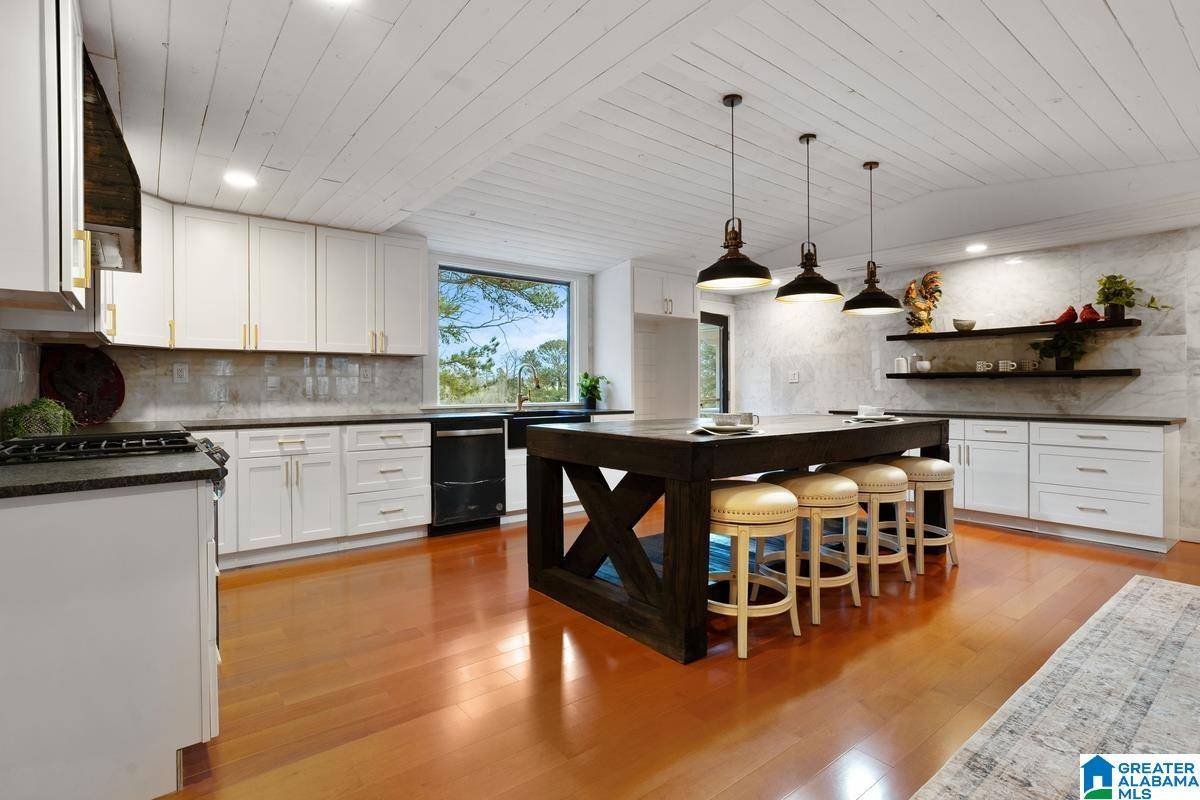 Cullman, AL 35058,277 COUNTY ROAD 1678
