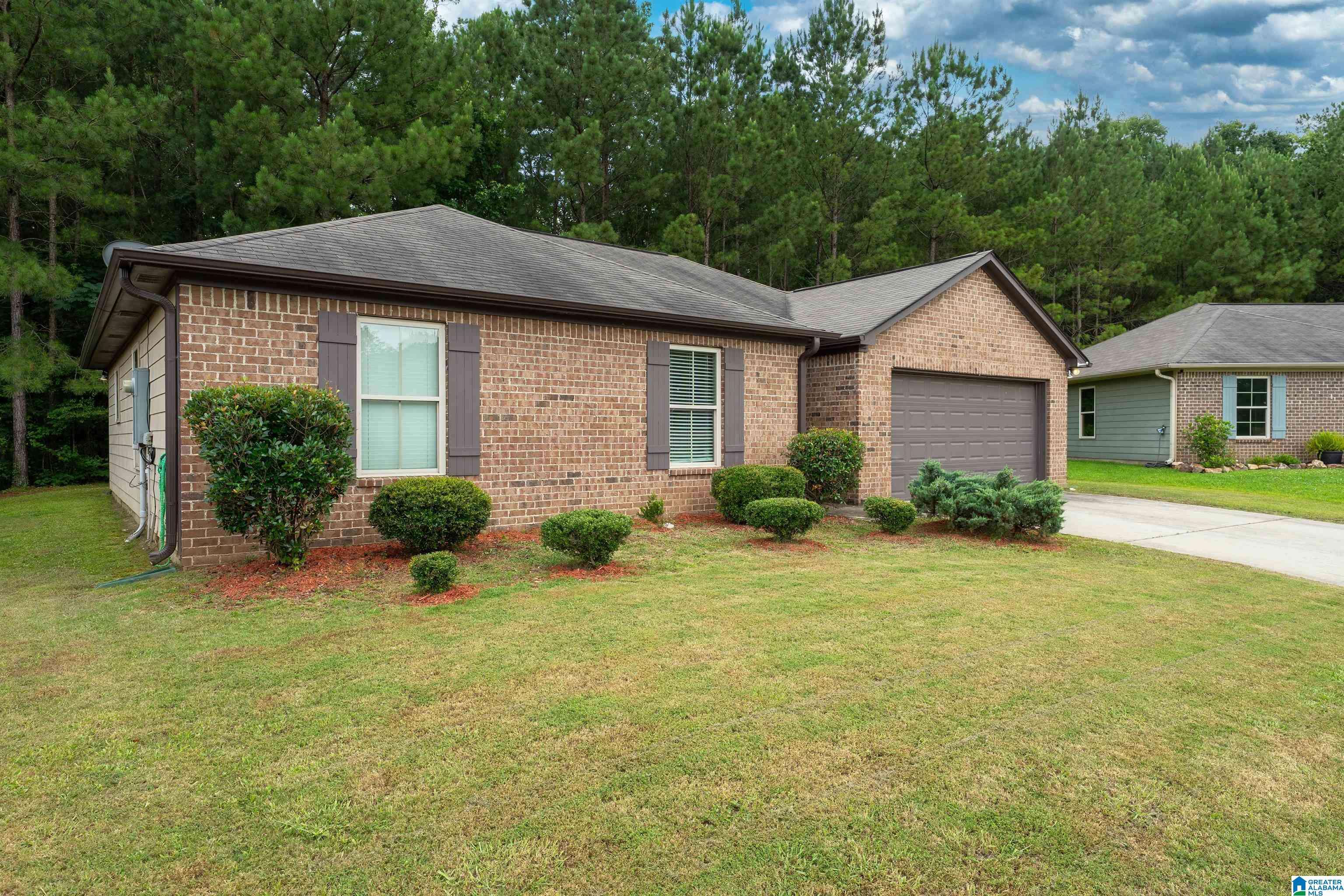 Calera, AL 35040,445 MARSH CIRCLE