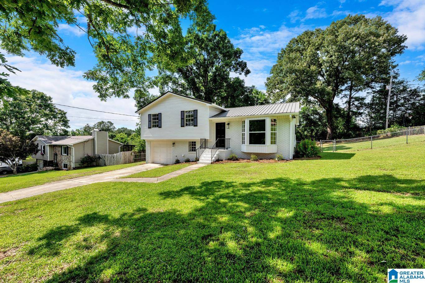 Pinson, AL 35126,8312 COUNTRY CIRCLE
