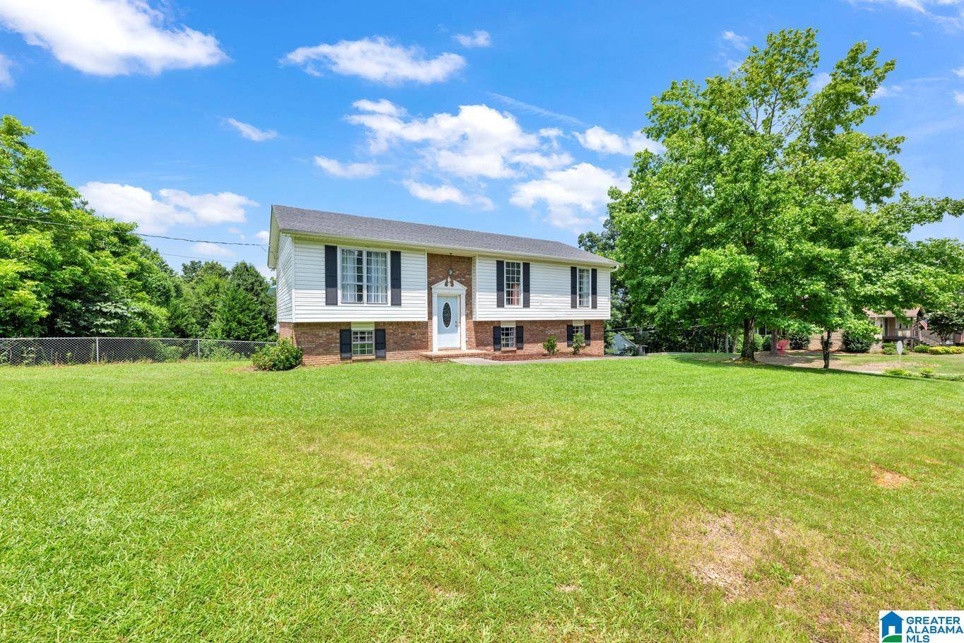Trussville, AL 35173,101 PINEHURST ROAD