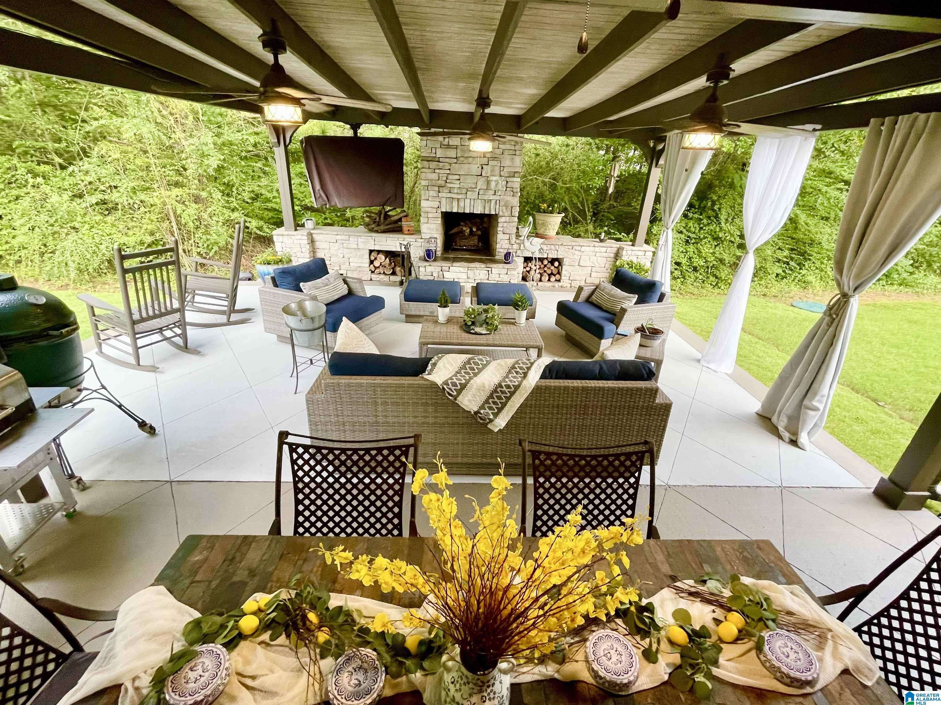 Trussville, AL 35173,8009 CALDWELL DRIVE