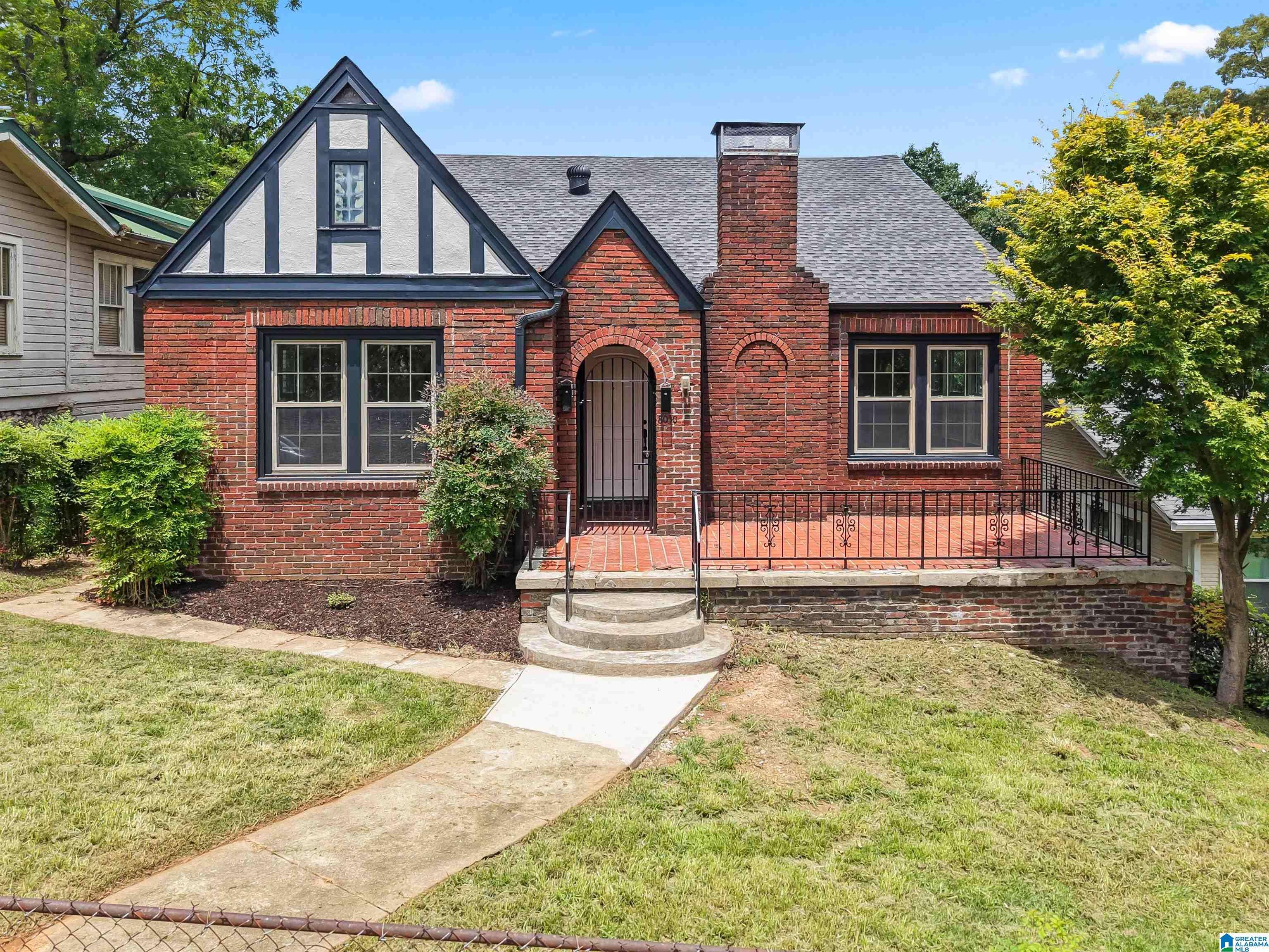 Birmingham, AL 35206,8030 1ST AVENUE S