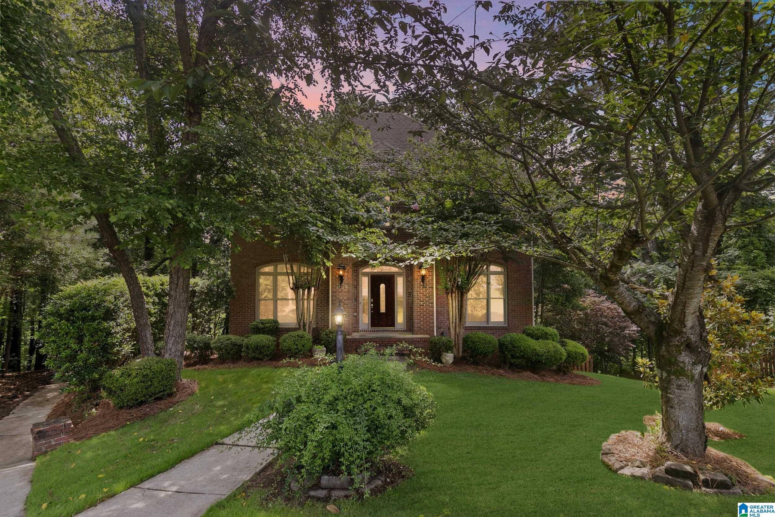 Hoover, AL 35244,5521 MAGNOLIA TRACE