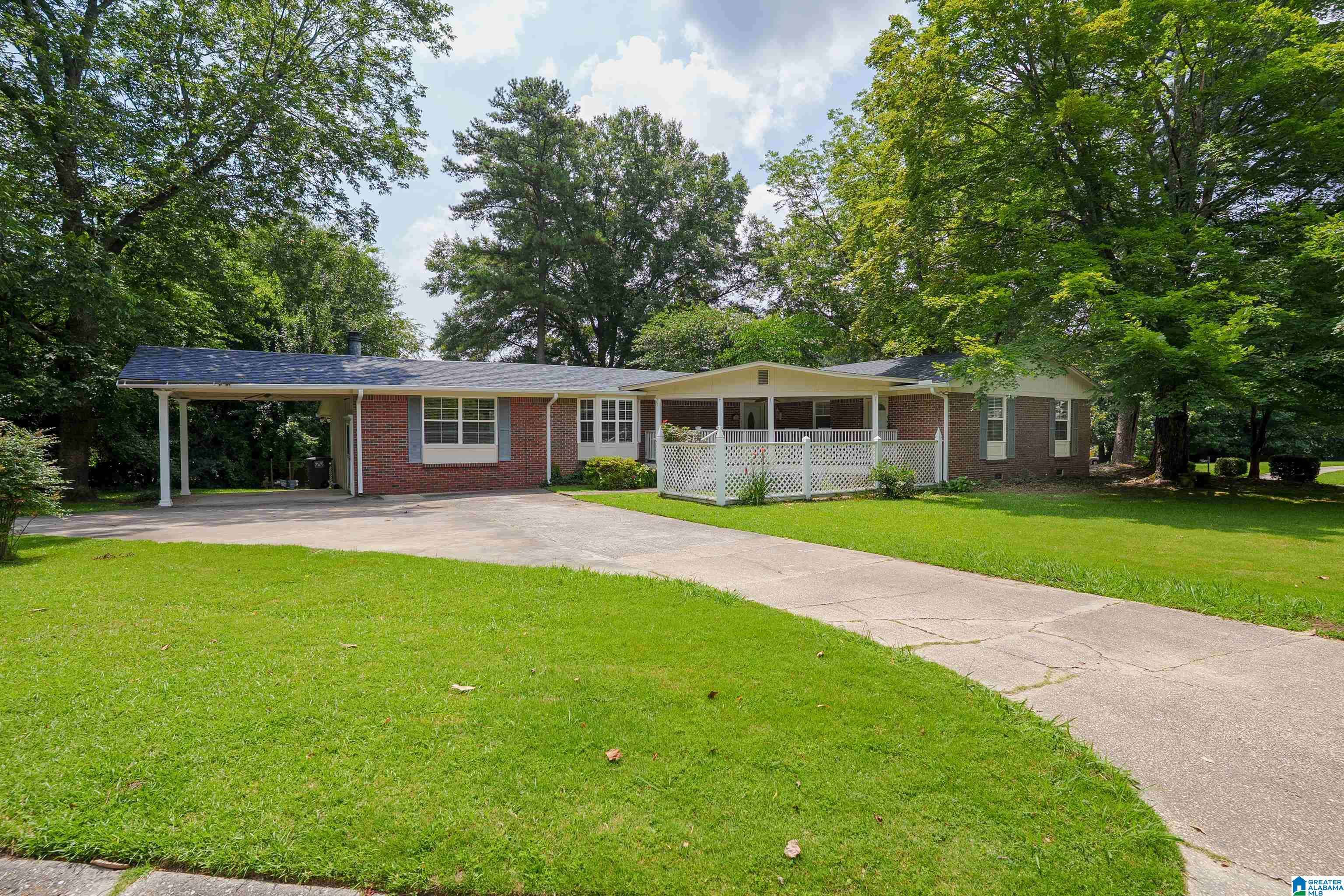 Hoover, AL 35226,2424 CORONADO DRIVE