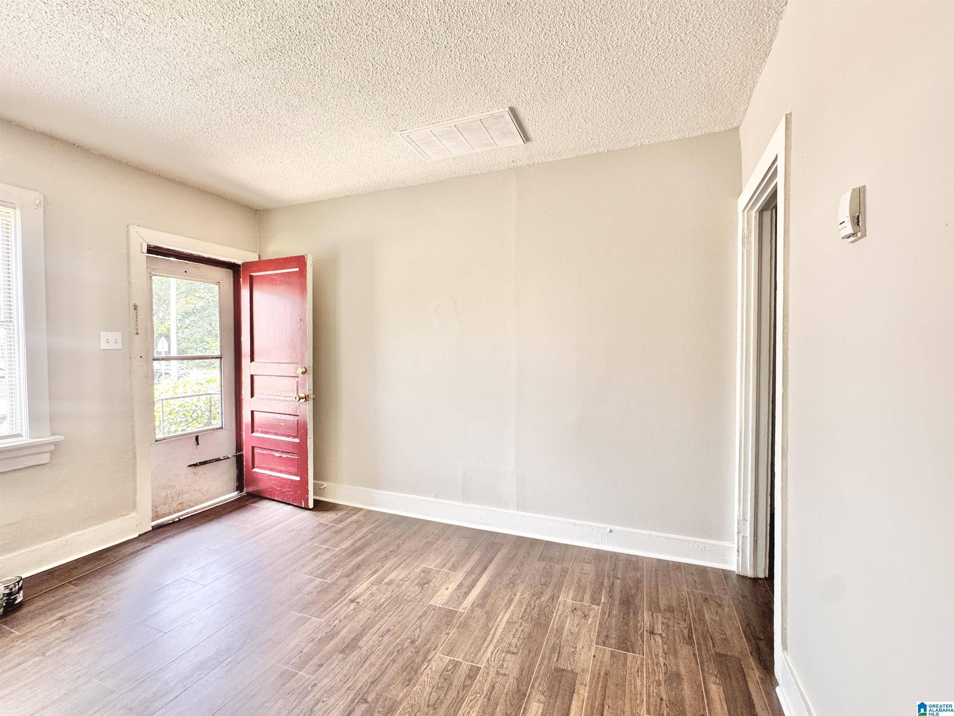 Tarrant, AL 35217,1265 MAPLE STREET