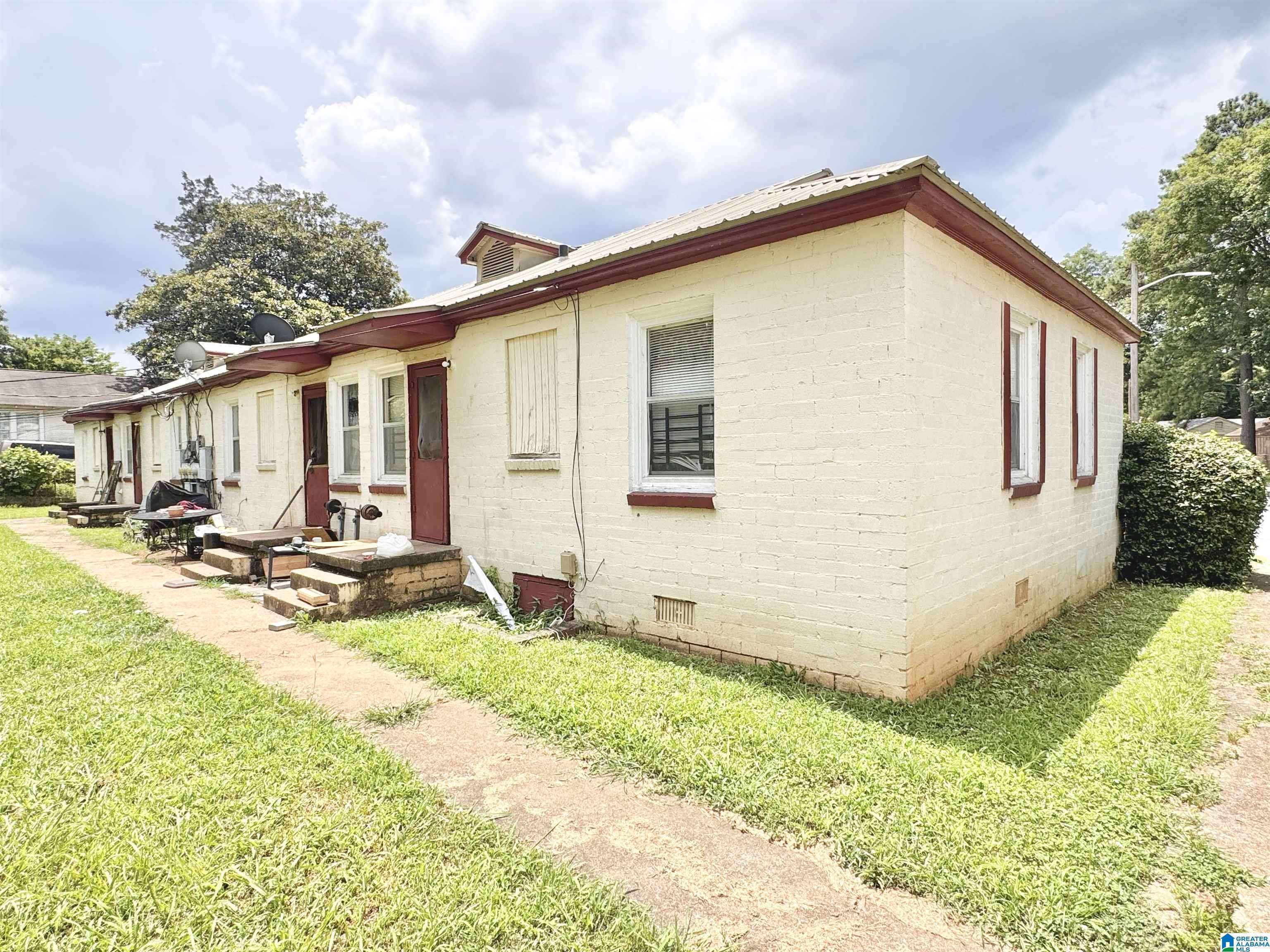 Tarrant, AL 35217,1265 MAPLE STREET