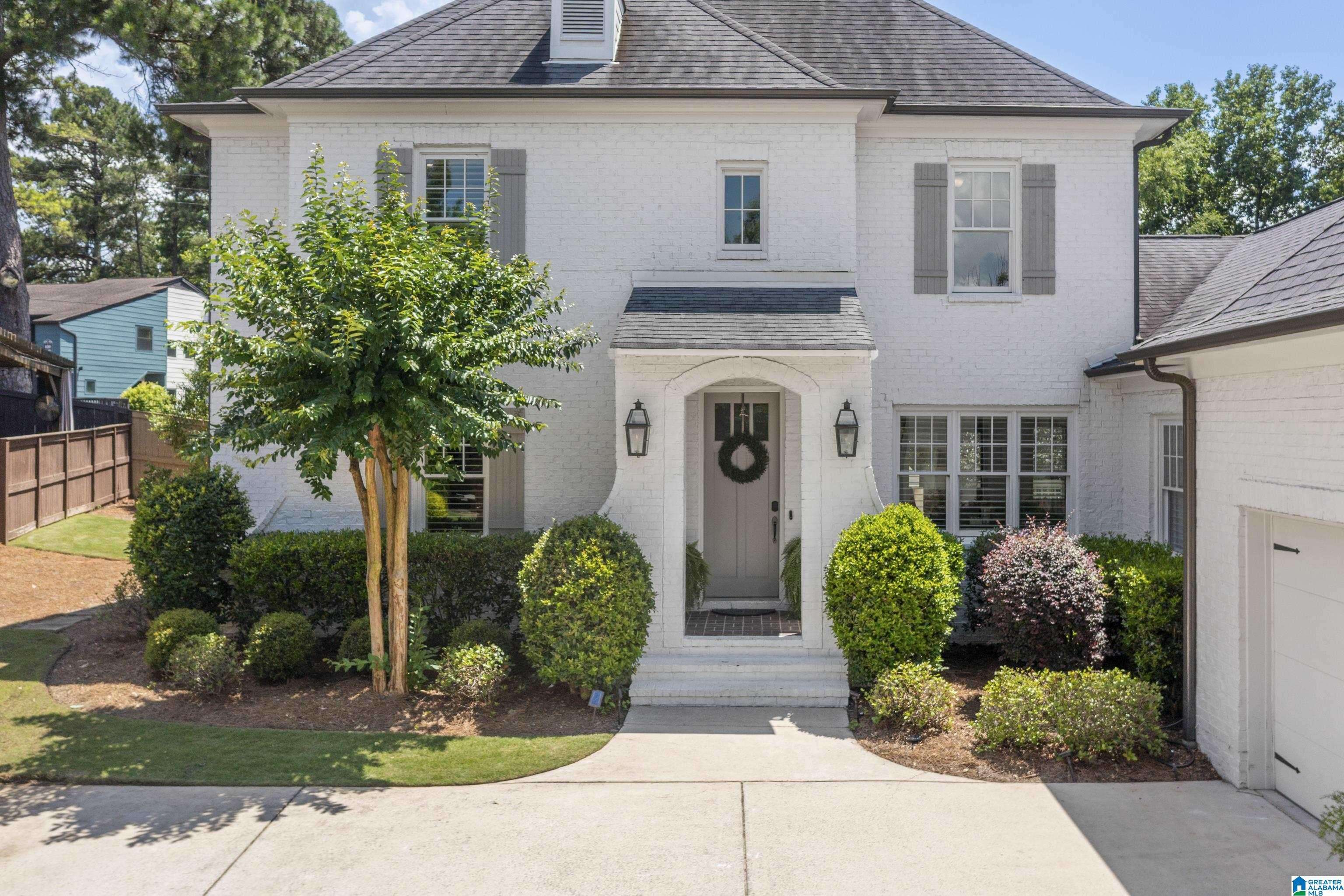 Vestavia Hills, AL 35243,3688 MILLER HILL WAY