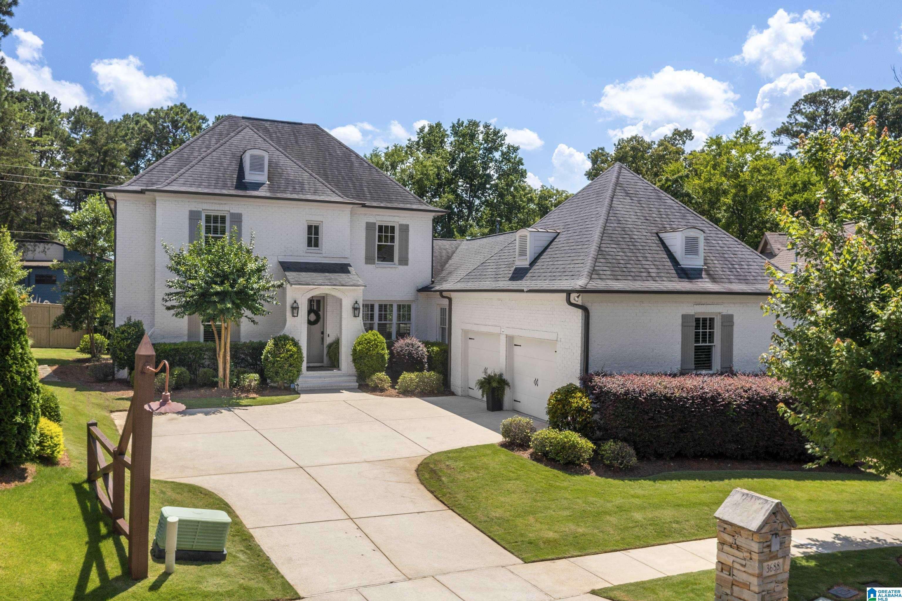 Vestavia Hills, AL 35243,3688 MILLER HILL WAY
