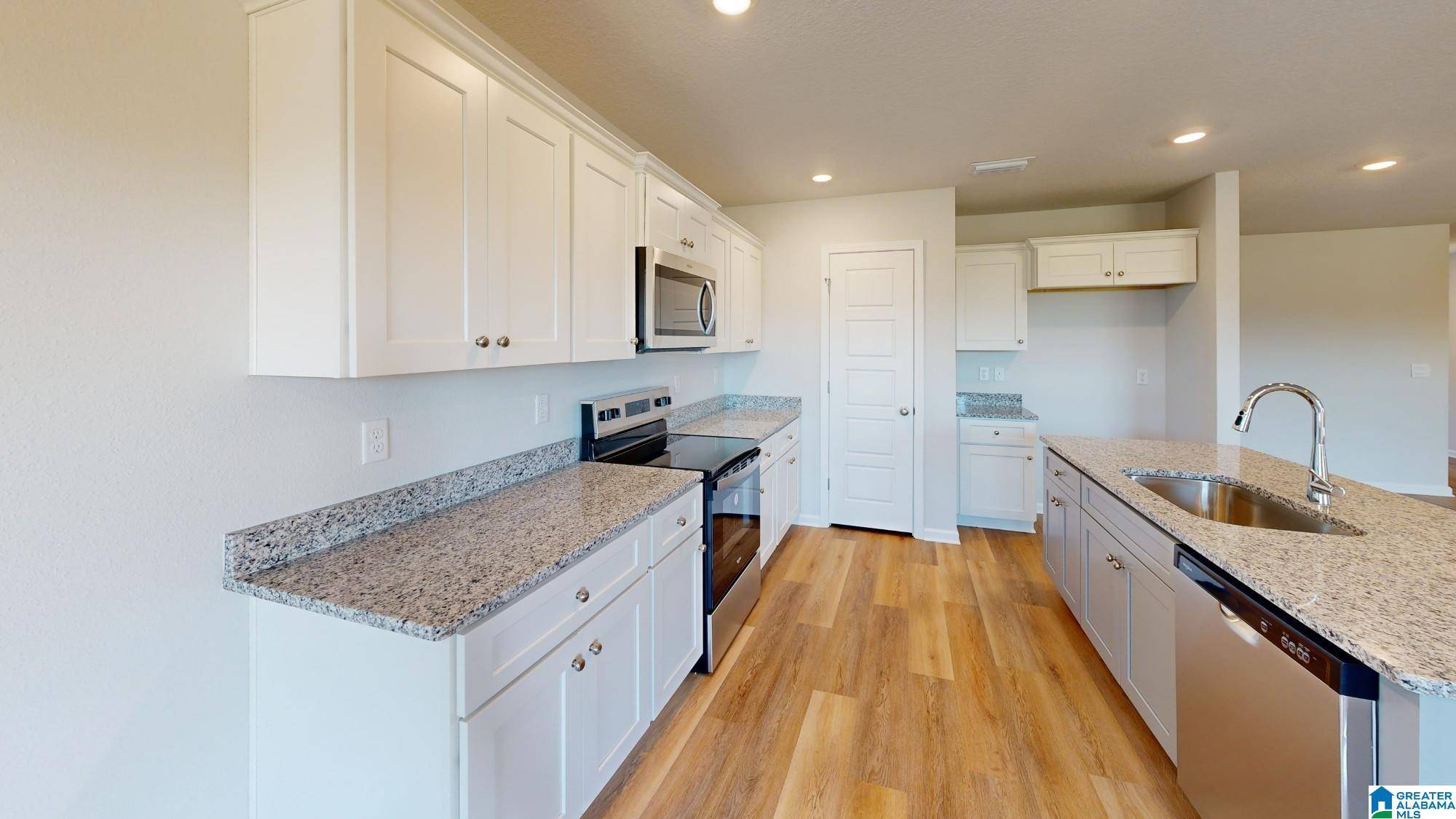 Calera, AL 35040,128 ABERDEEN LOOP