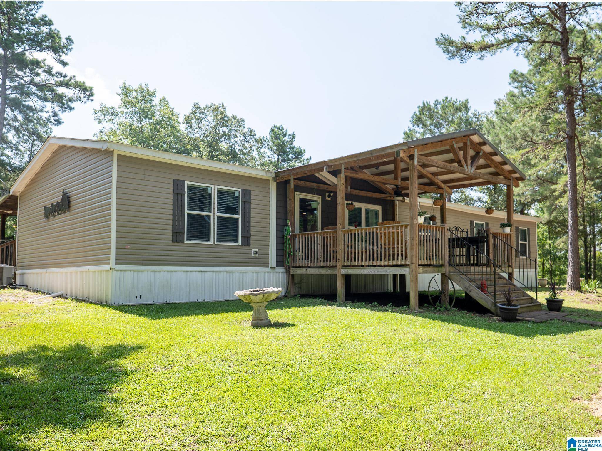 West Blocton, AL 35184,350 OAK TRACE