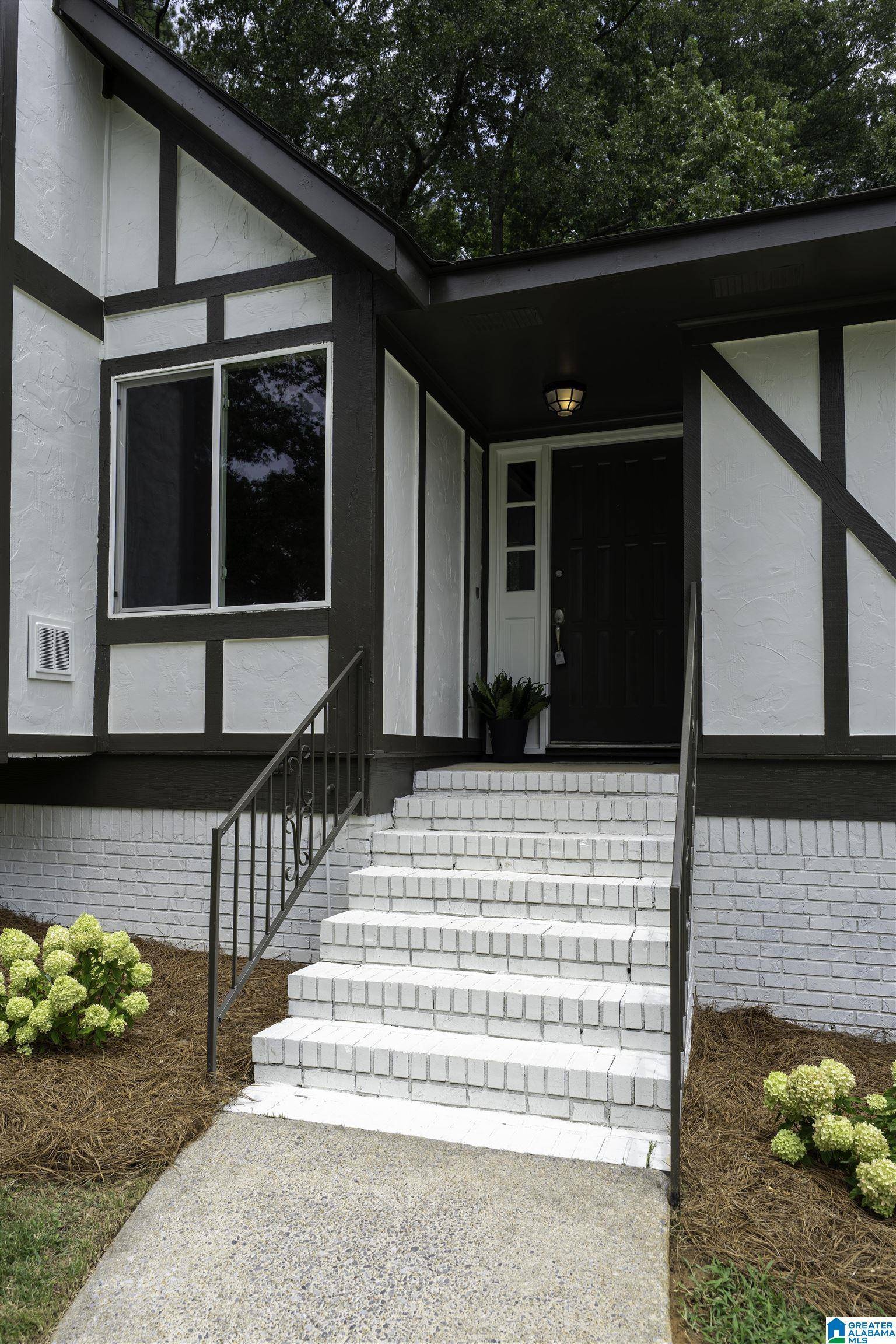 Helena, AL 35080,1228 MACQUEEN DRIVE
