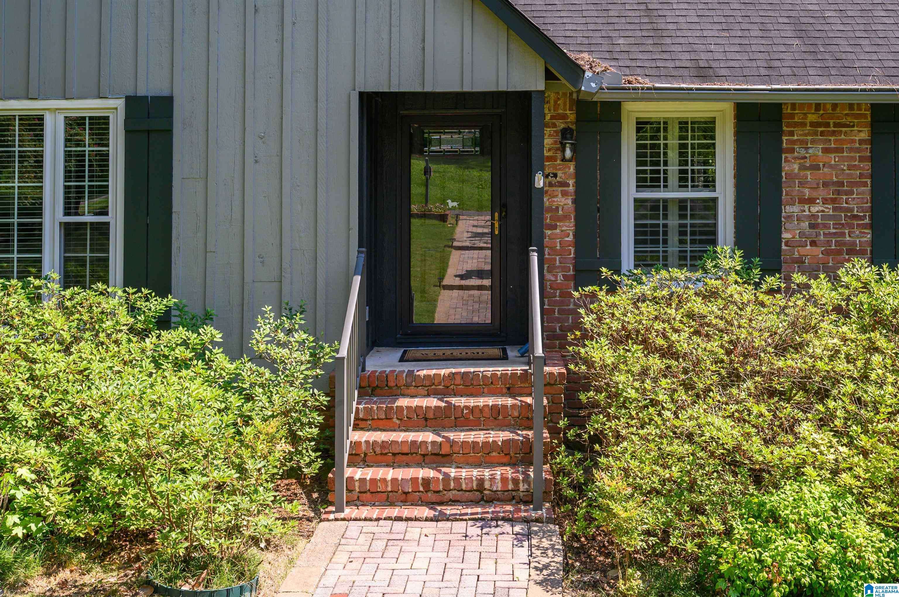 Vestavia Hills, AL 35226,2654 HACKWOOD PLACE