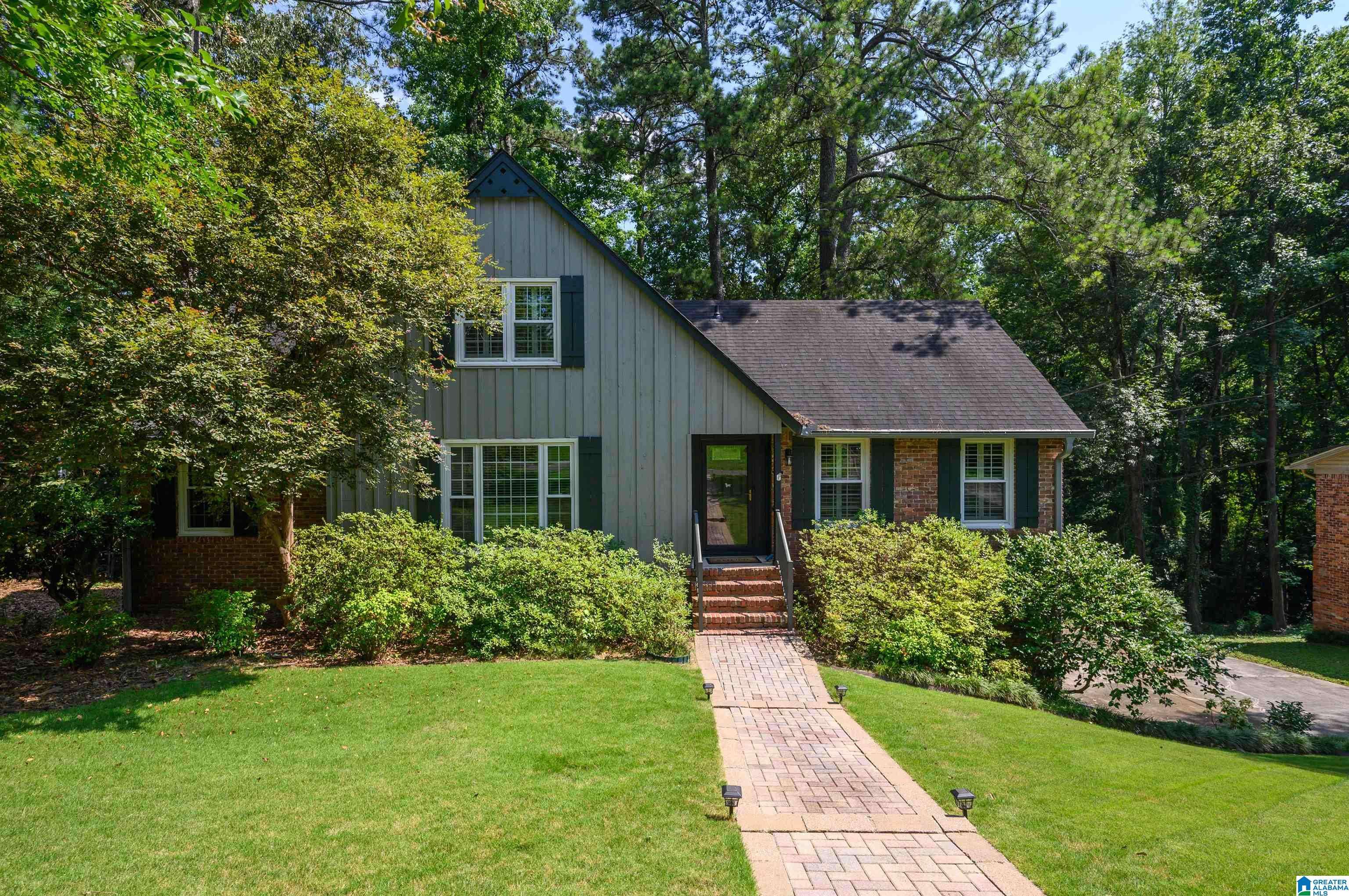 Vestavia Hills, AL 35226,2654 HACKWOOD PLACE