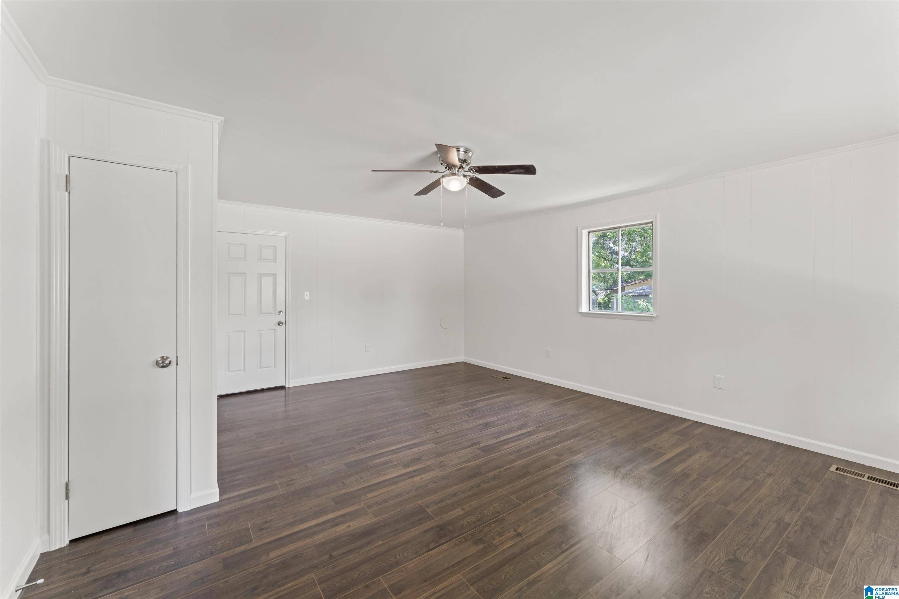 Hueytown, AL 35023,162 REW ROAD