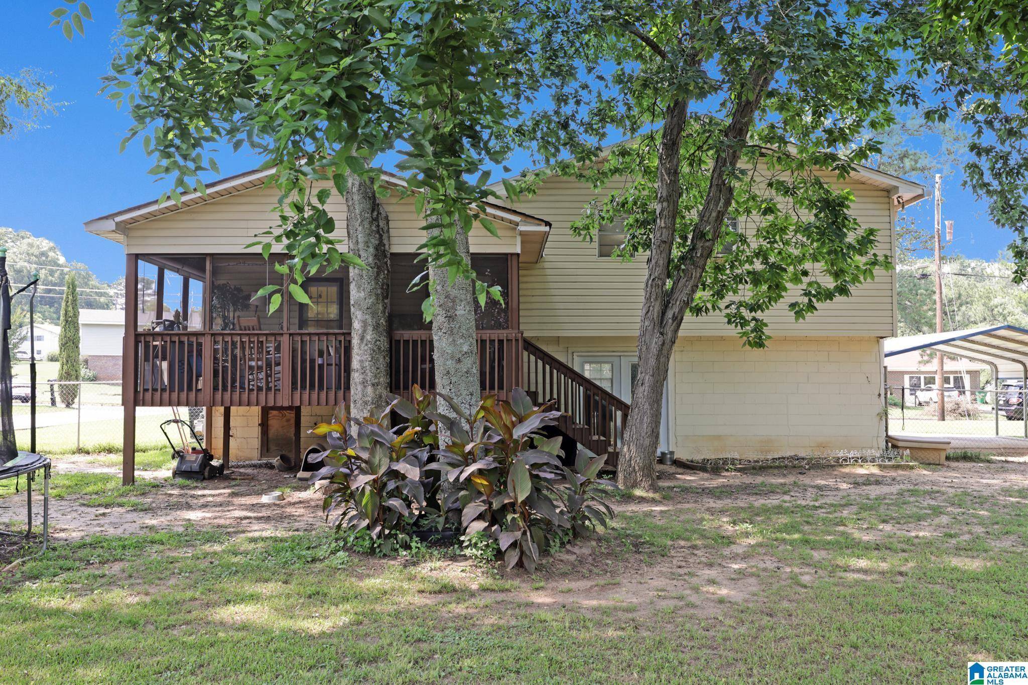Center Point, AL 35215,528 KAREY DRIVE