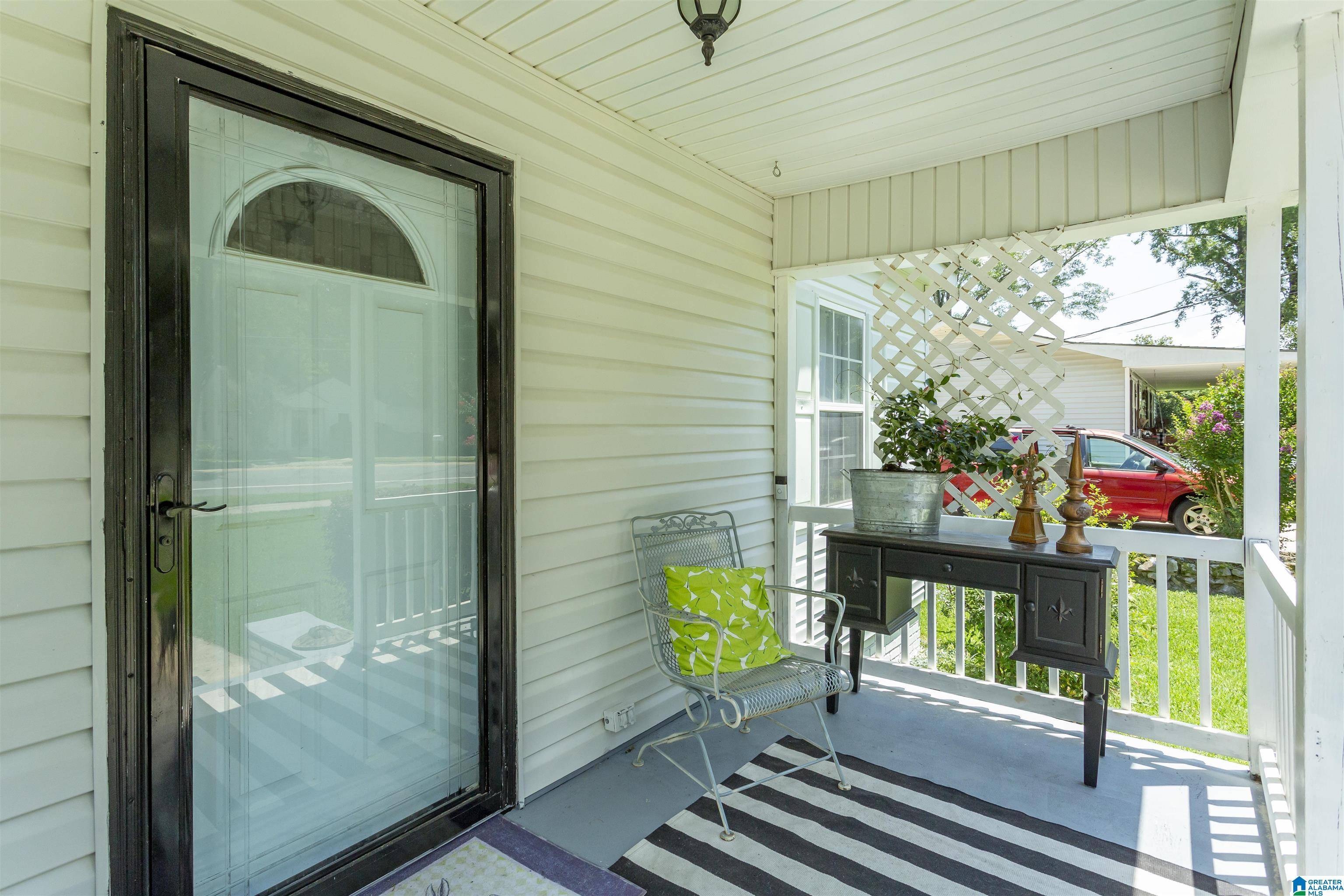 Columbiana, AL 35051,317 N MAIN STREET