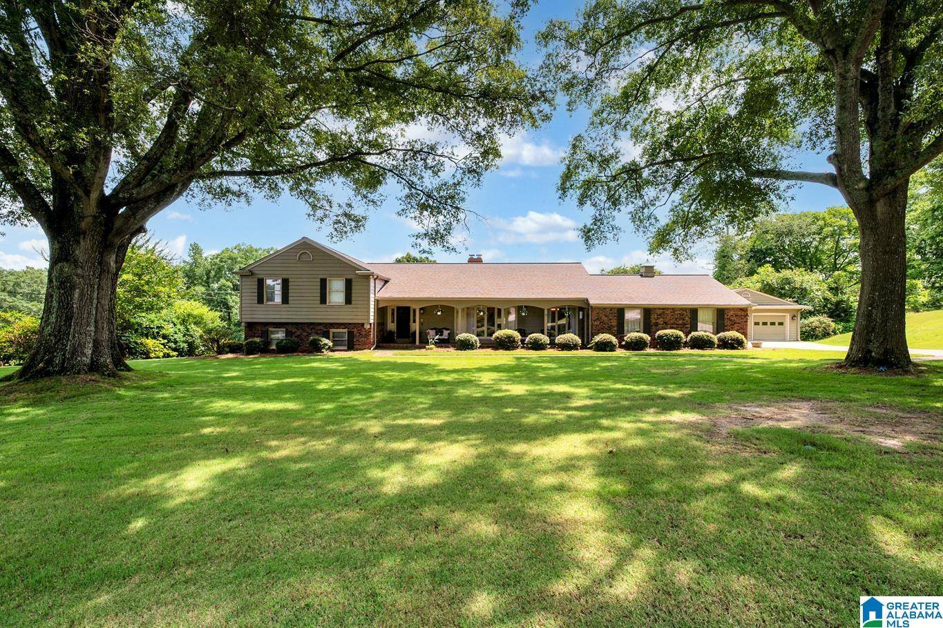 Oneonta, AL 35121,5 GREENBRIER LANE