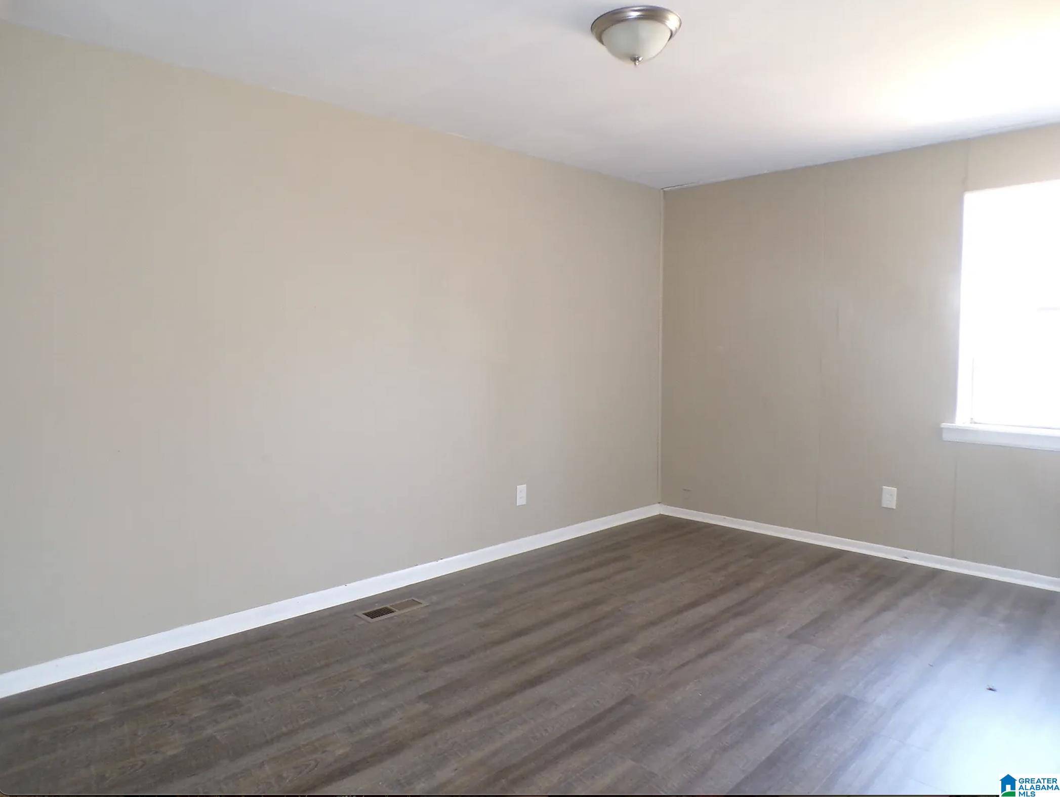 Birmingham, AL 35218,1200 33RD STREET ENSLEY