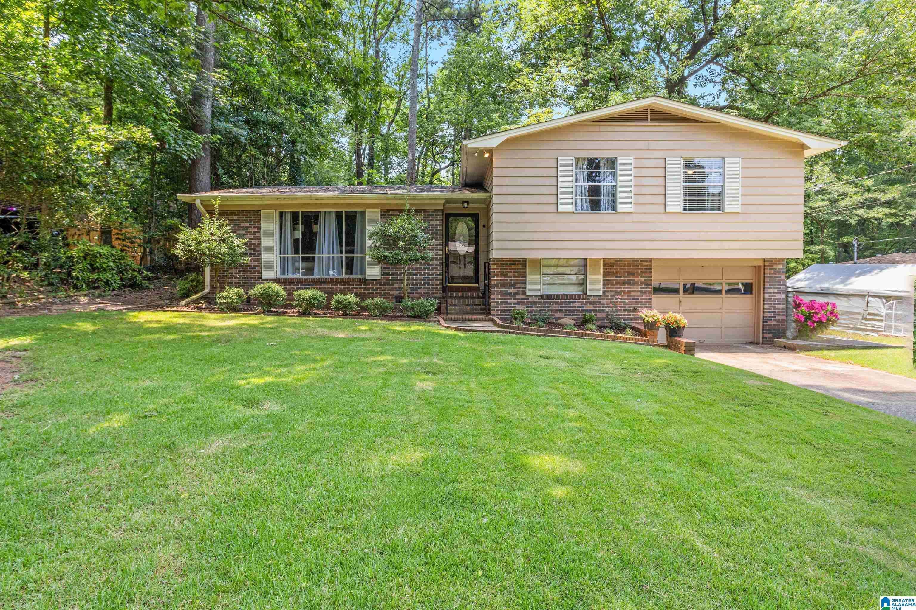 Birmingham, AL 35235,809 SHERWOOD FOREST DRIVE