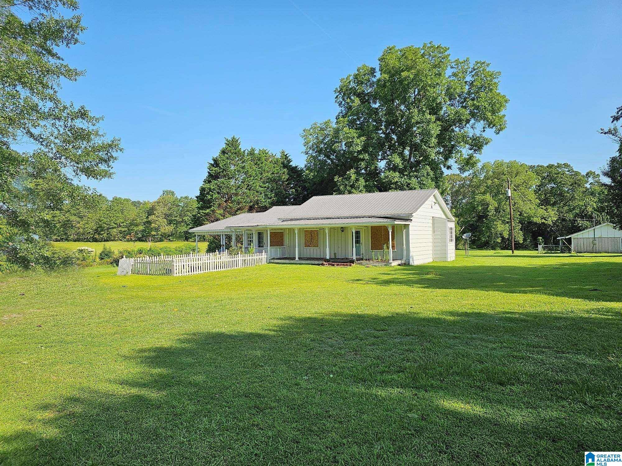 Clanton, AL 35045,4100 4TH AVENUE N