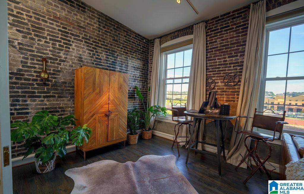Birmingham, AL 35203,2301 MORRIS AVENUE #301