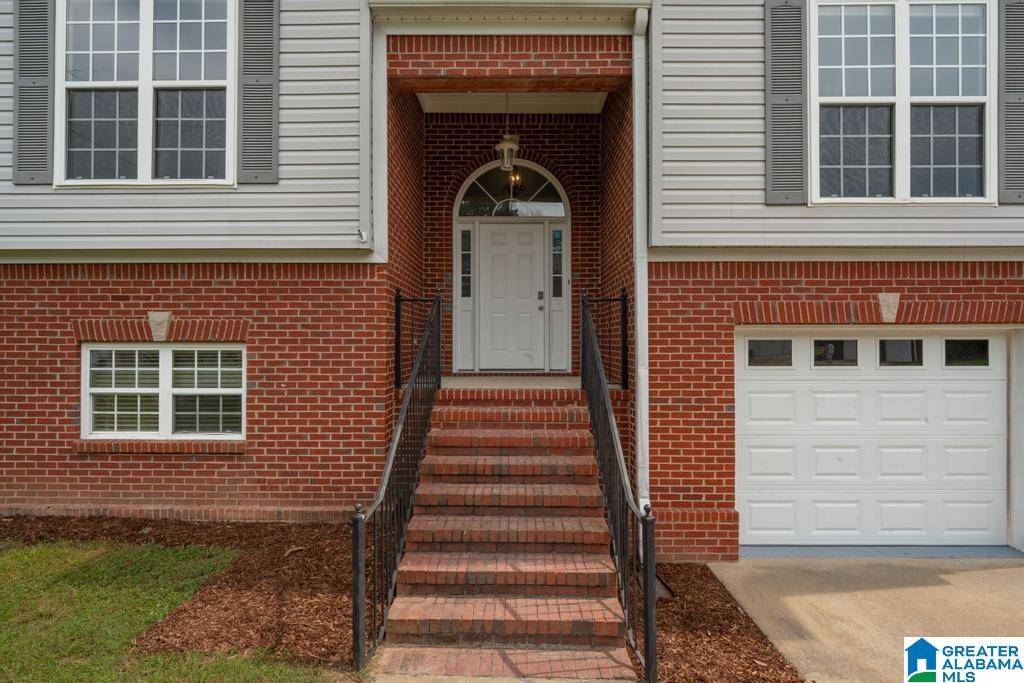 Mulga, AL 35118,6004 PARKVIEW LANE