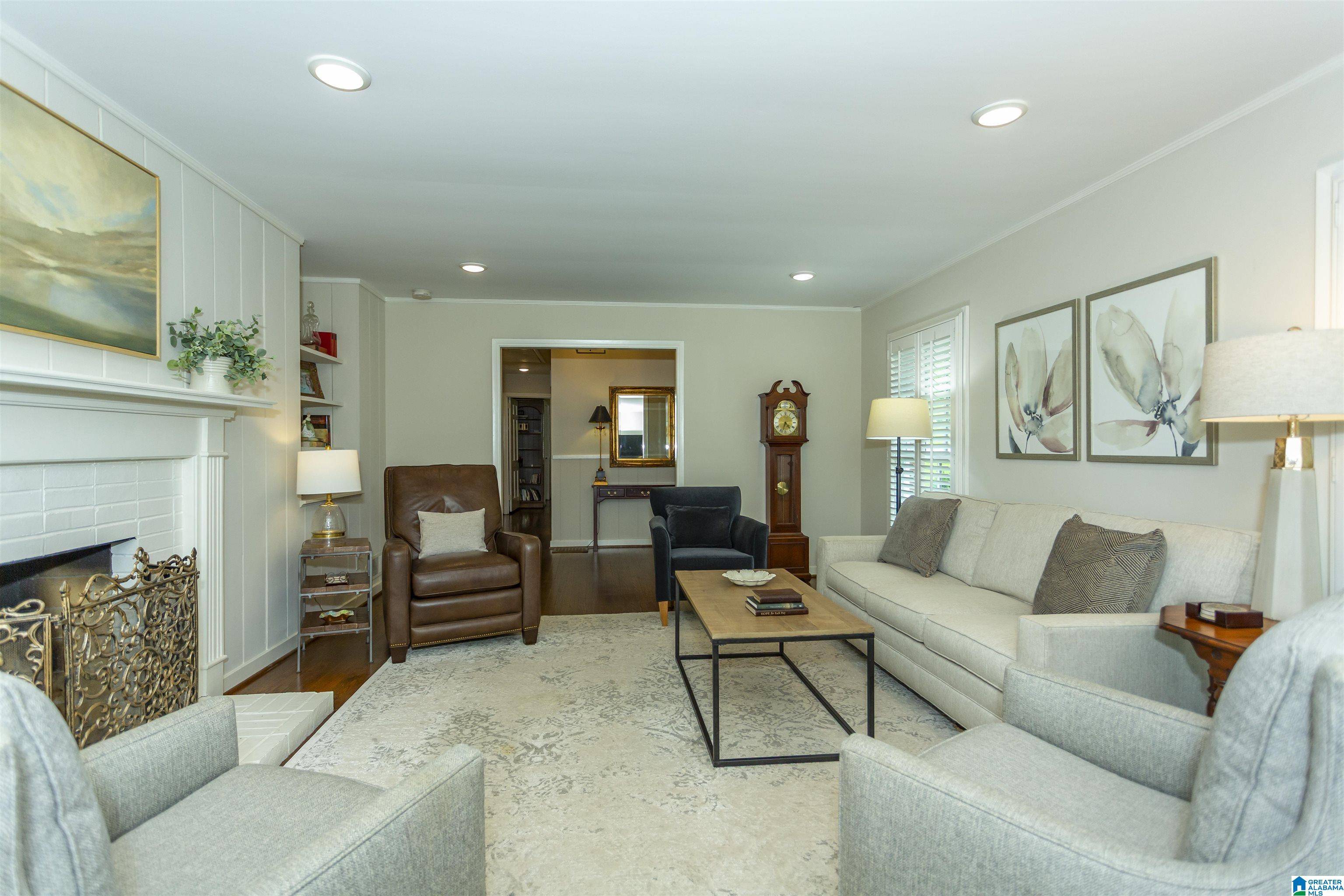 Vestavia Hills, AL 35216,2121 MOUNTAIN VIEW DRIVE