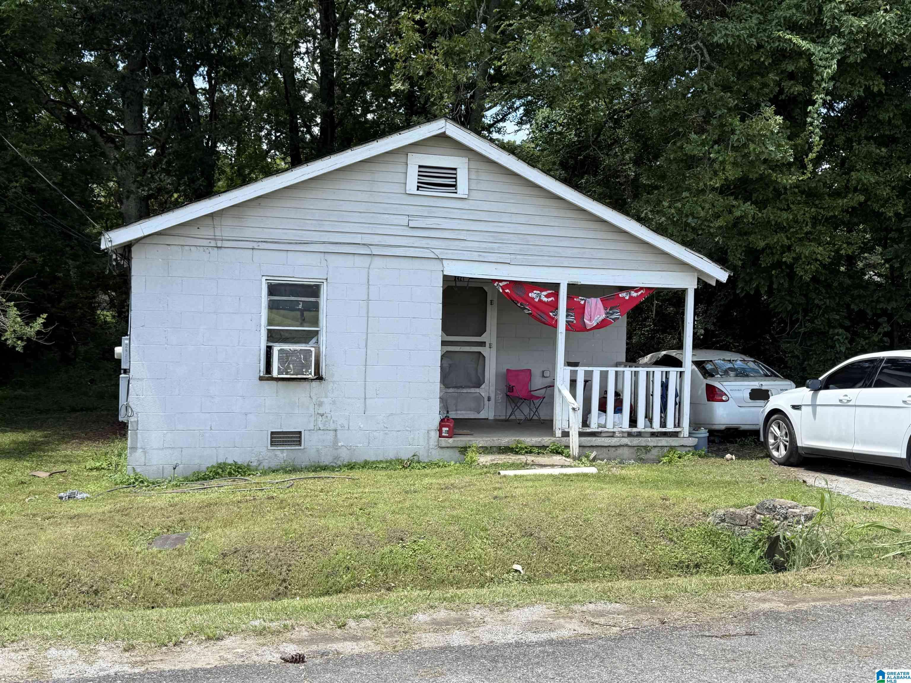 Gadsden, AL 35903,2421 E BROAD STREET
