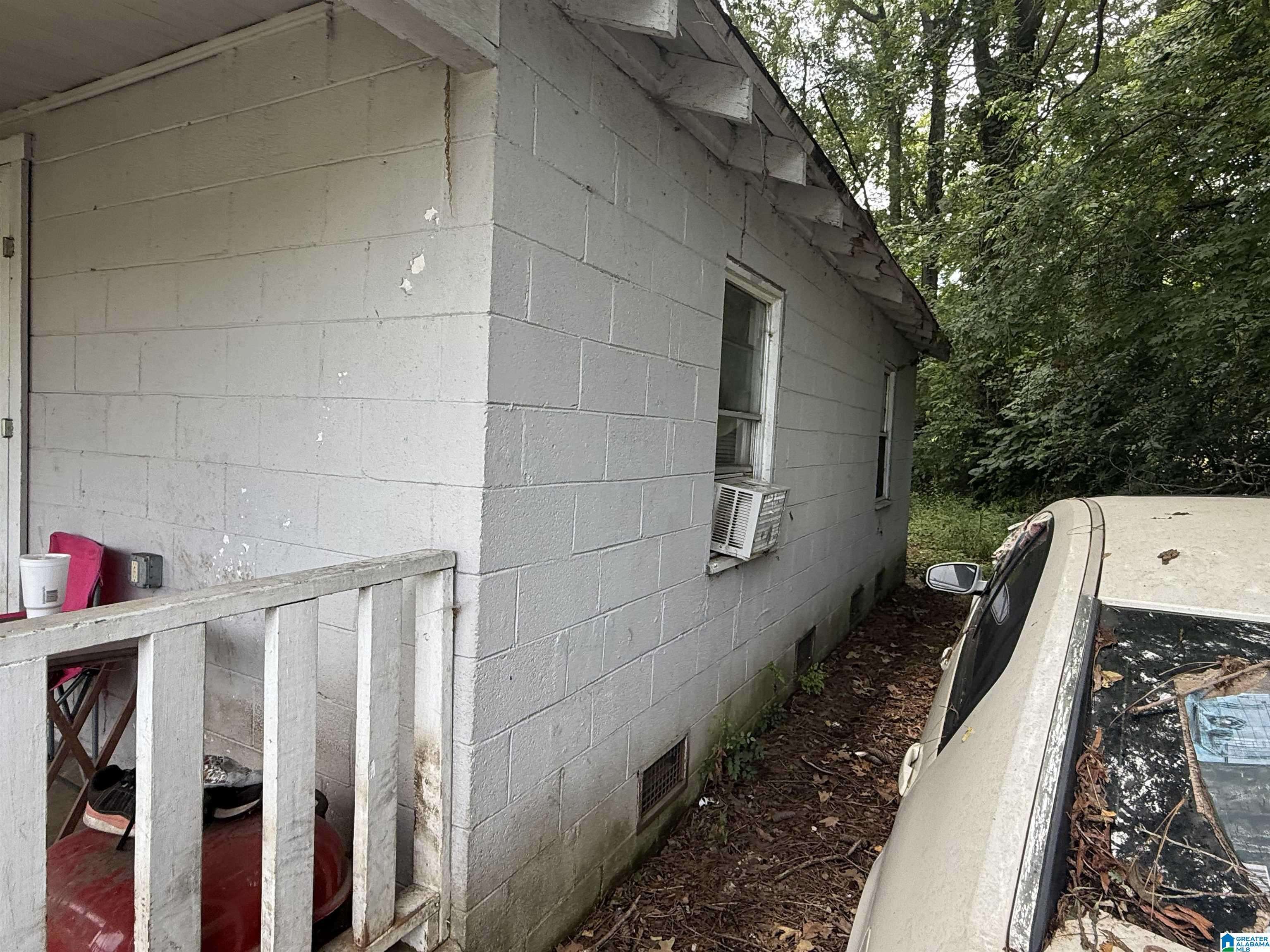 Gadsden, AL 35903,2421 E BROAD STREET