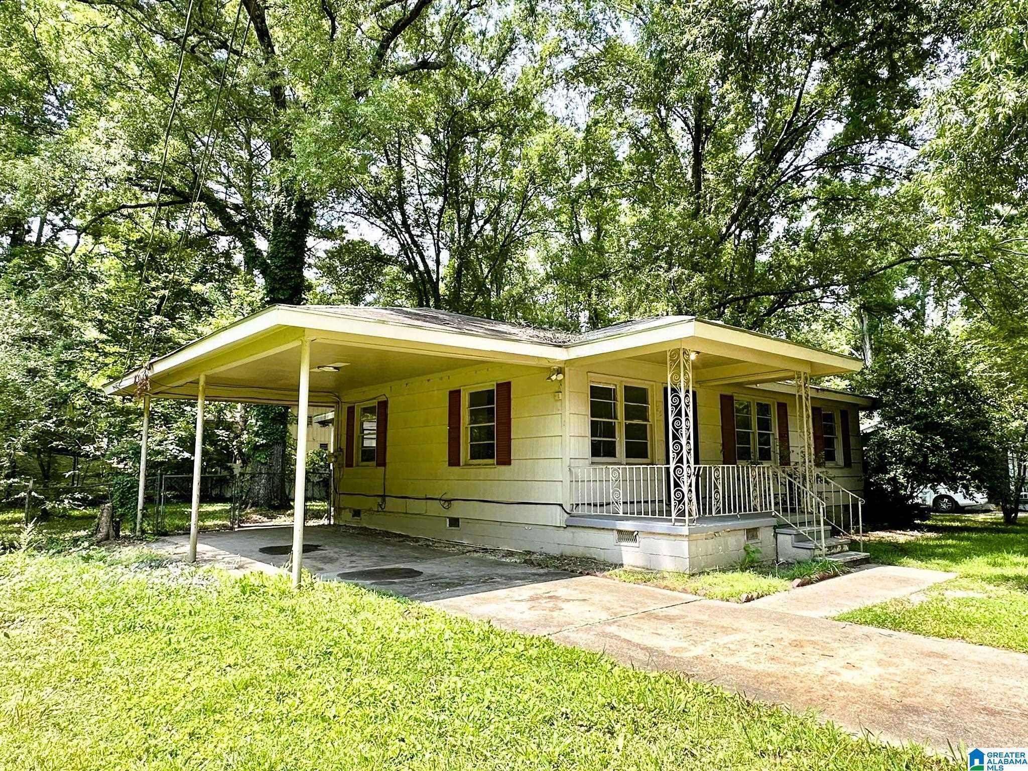 Center Point, AL 35215,125 16TH COURT CIRCLE NE