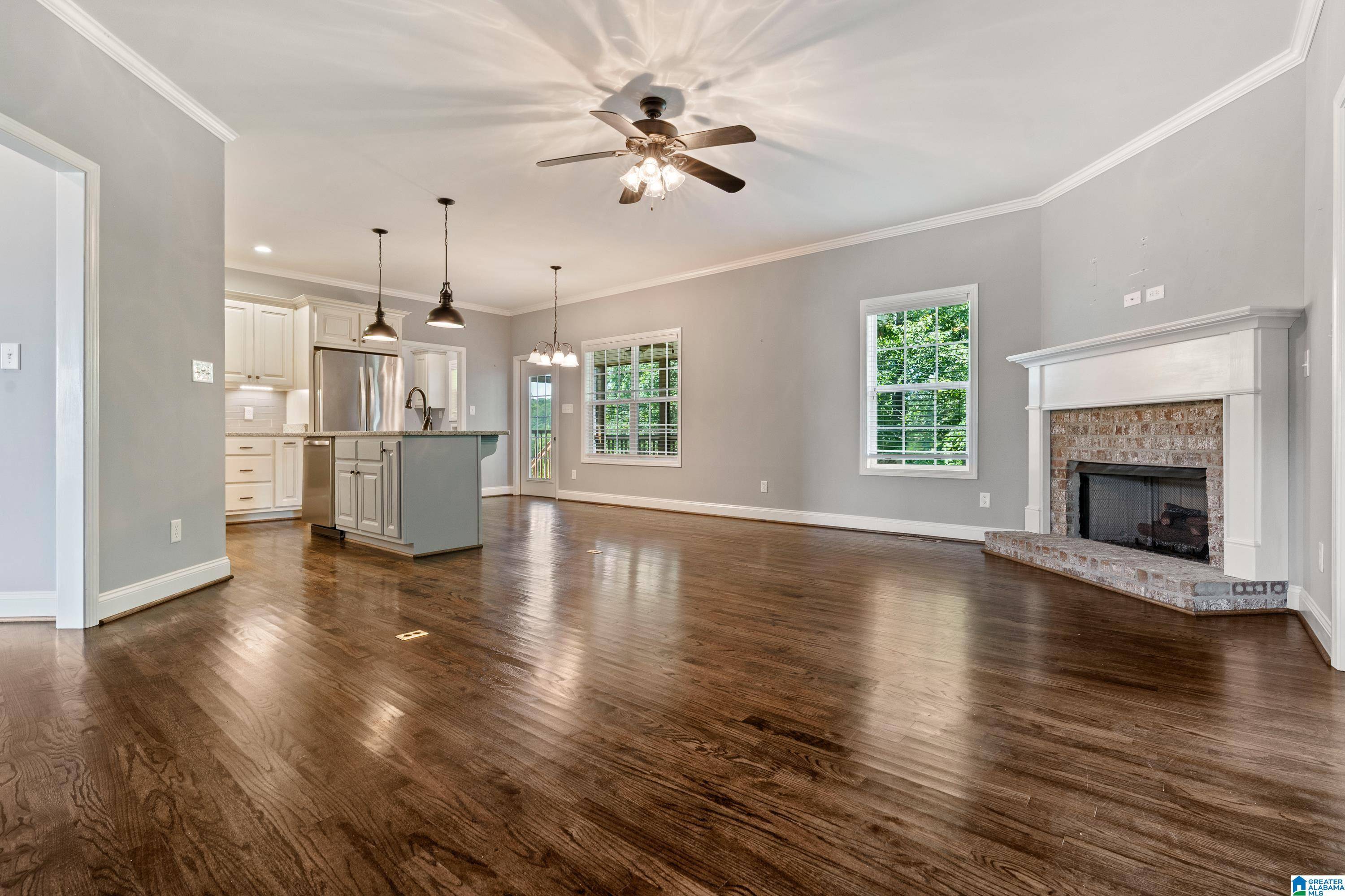 Warrior, AL 35180,1594 OVERLOOK POINT