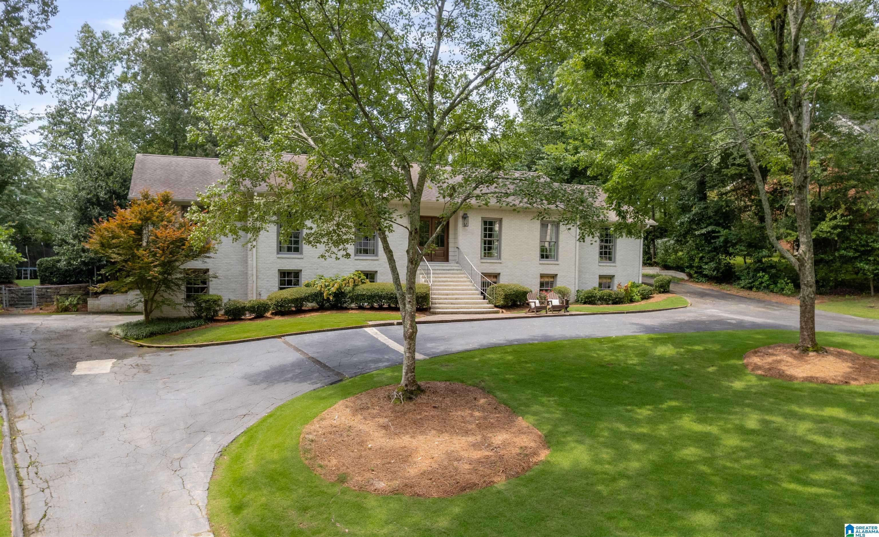 Mountain Brook, AL 35223,3521 MILL RUN ROAD