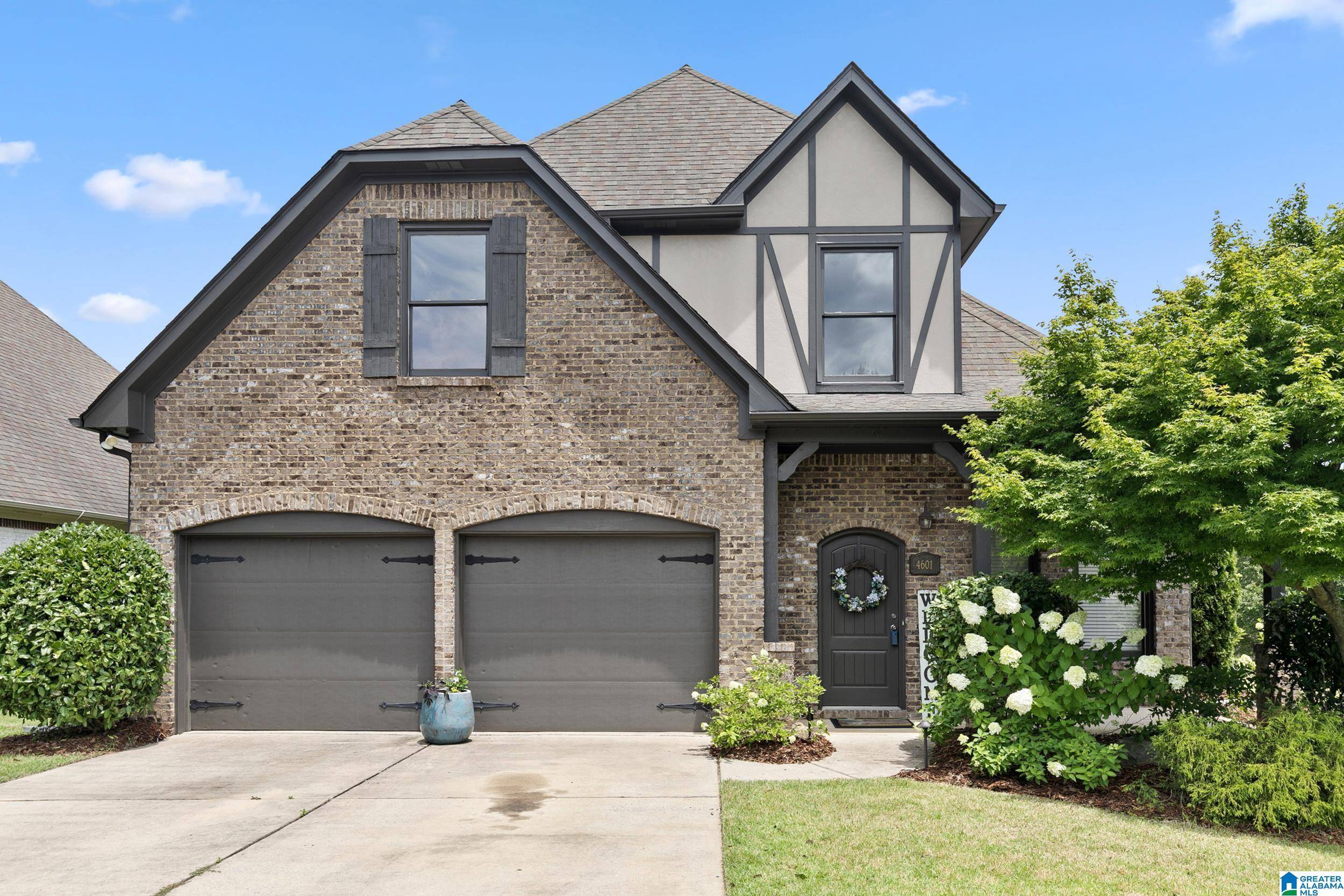 Birmingham, AL 35242,4601 AMBERLEY DRIVE