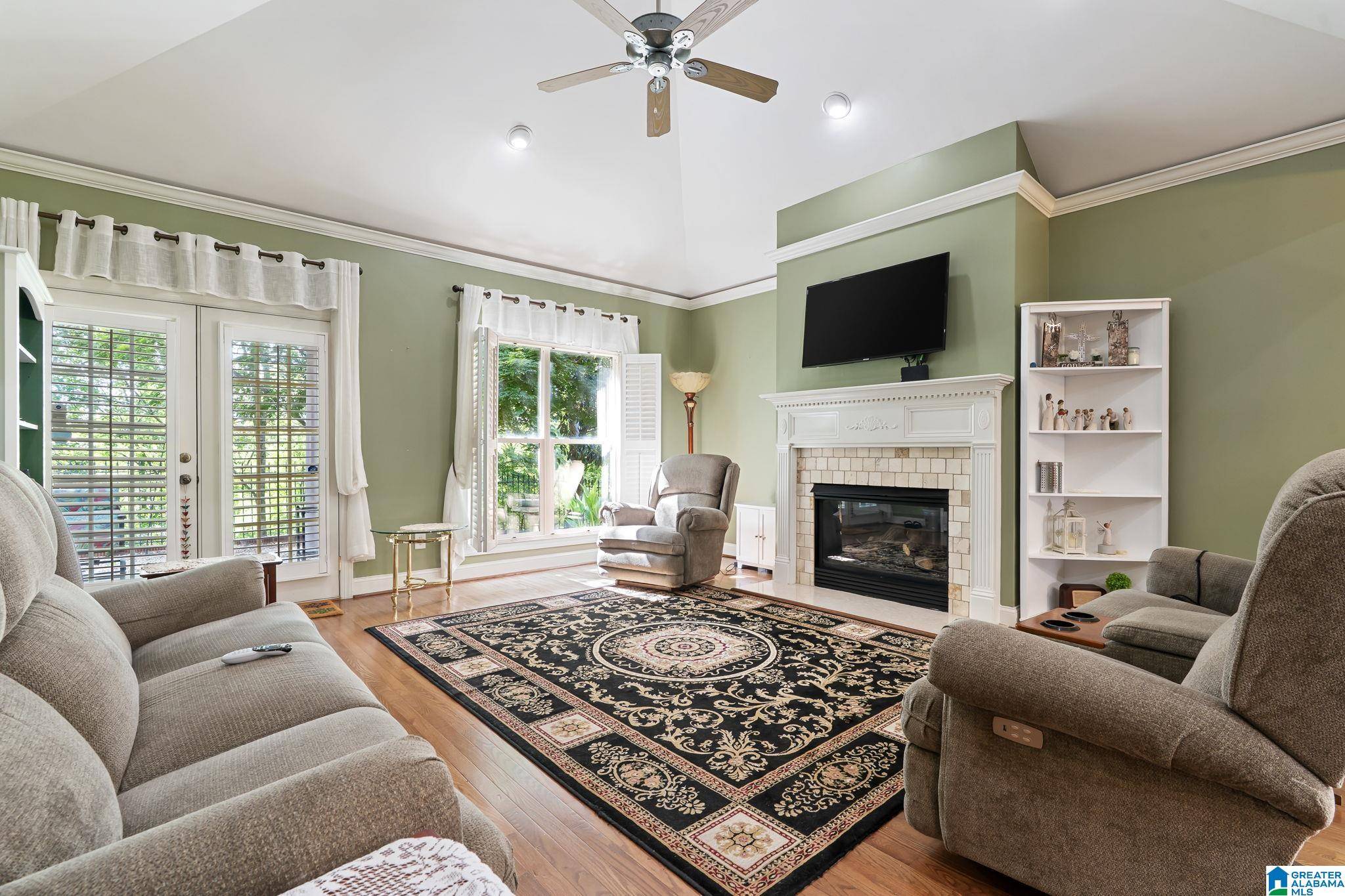 Hoover, AL 35244,5478 VILLA TRACE