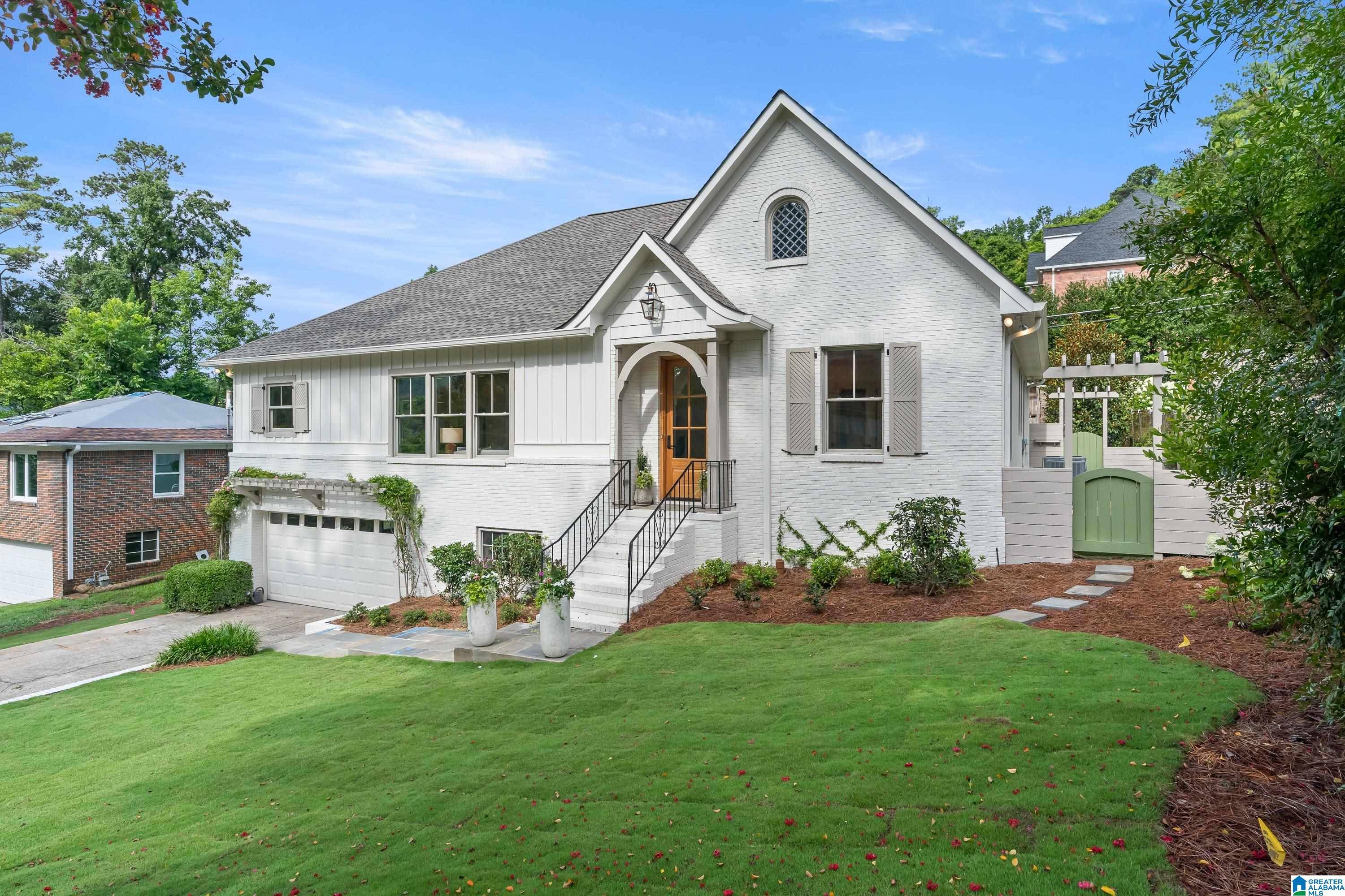 Homewood, AL 35209,716 CREST LANE