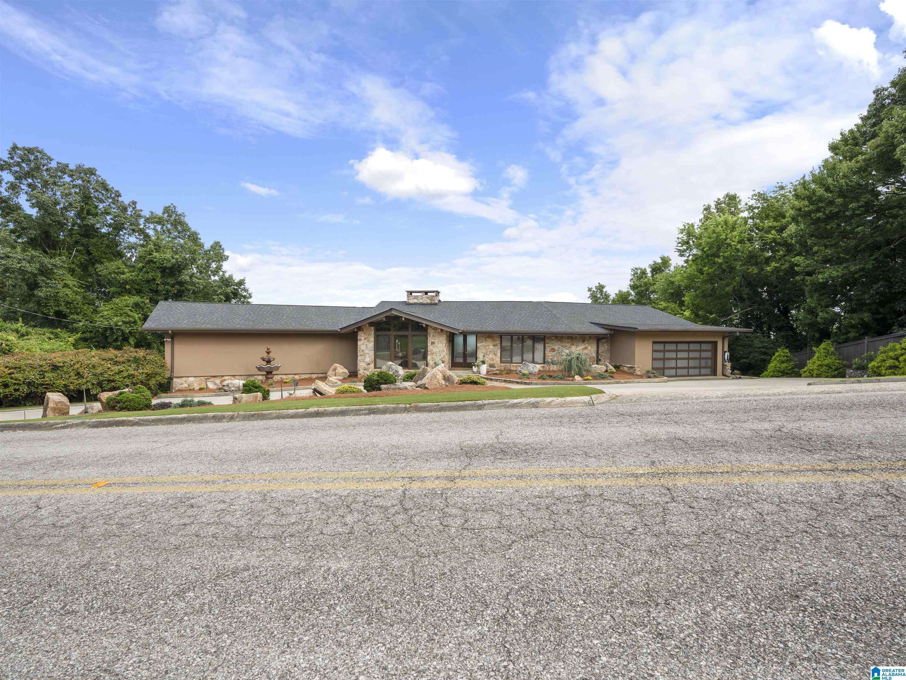 Anniston, AL 36207,539 HILLYER HIGH ROAD