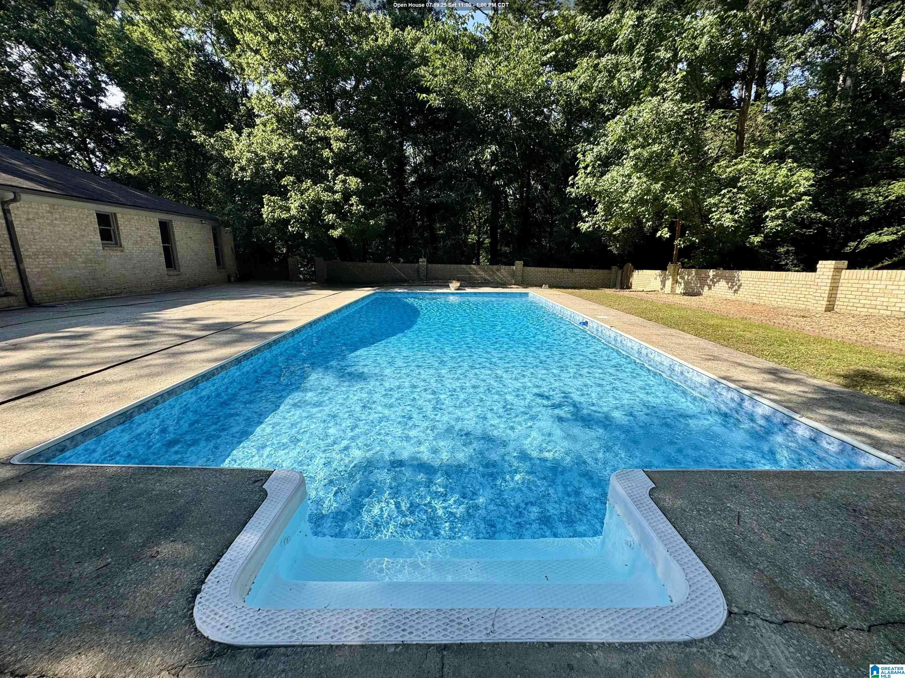 Hoover, AL 35244,4911 ALTADENA SOUTH DRIVE