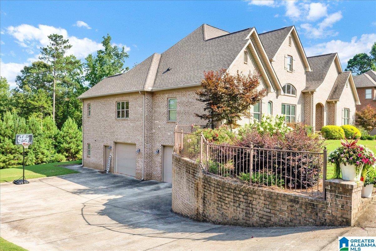 Trussville, AL 35173,2132 LAKEVIEW TRACE