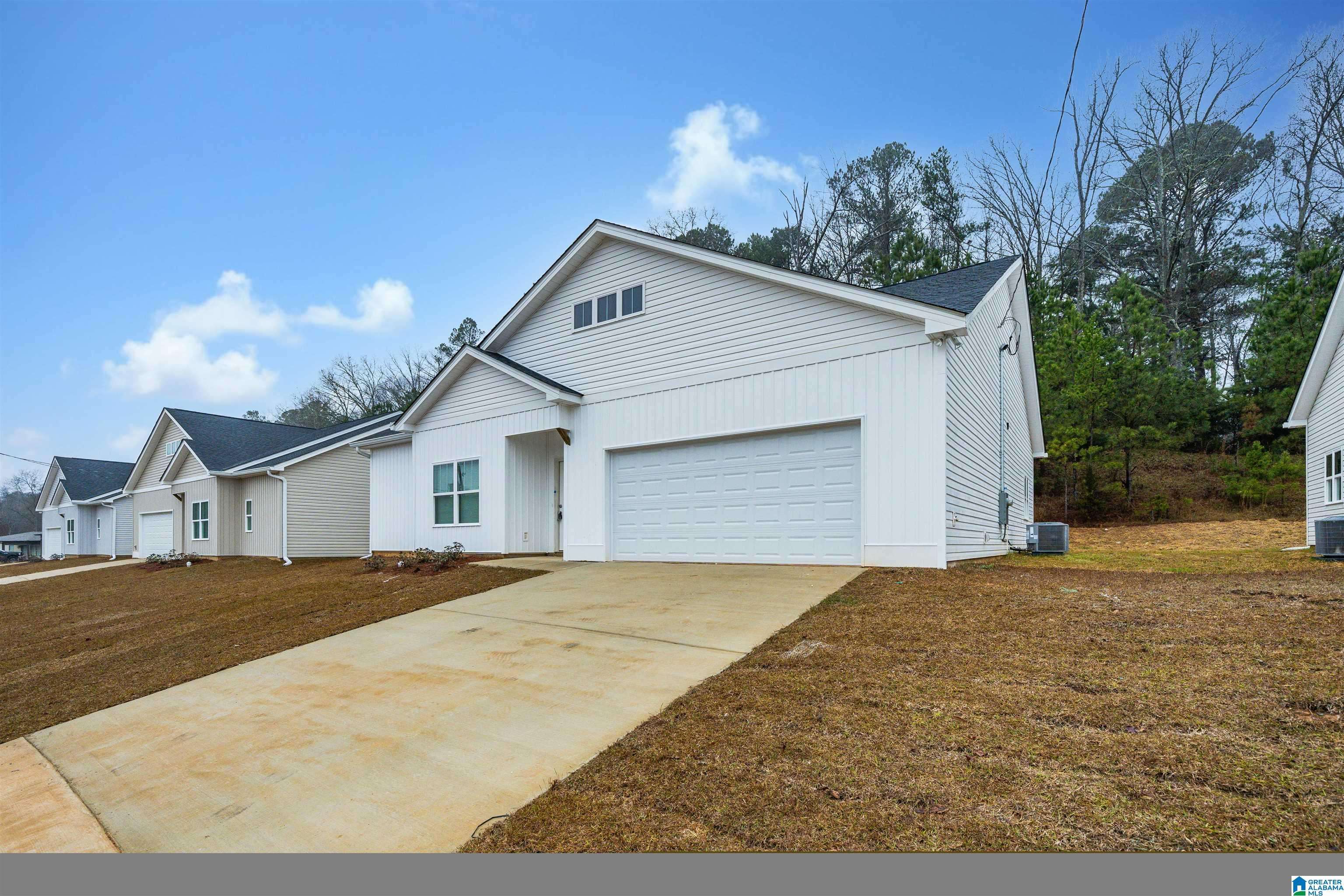 Vance, AL 35490,18460 THOROUGHBRED DRIVE