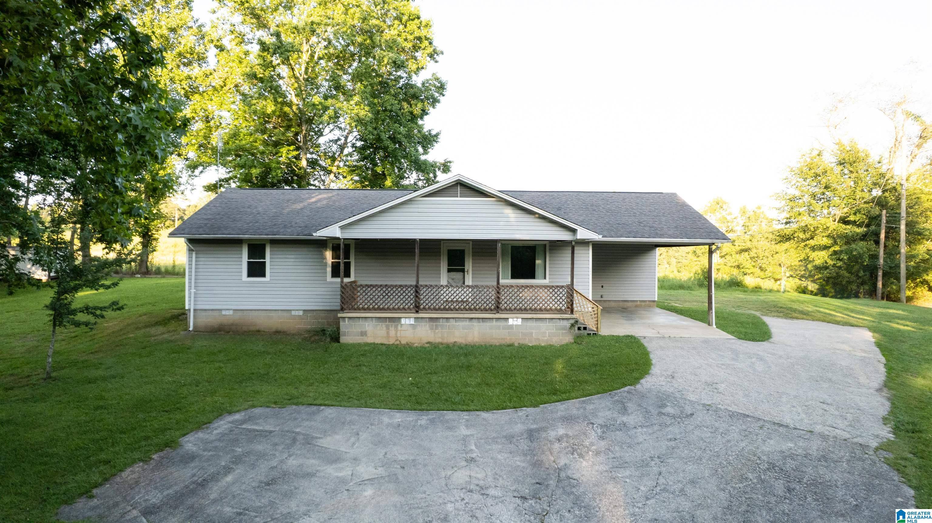 Oneonta, AL 35121,149 COUNTY ROAD 29