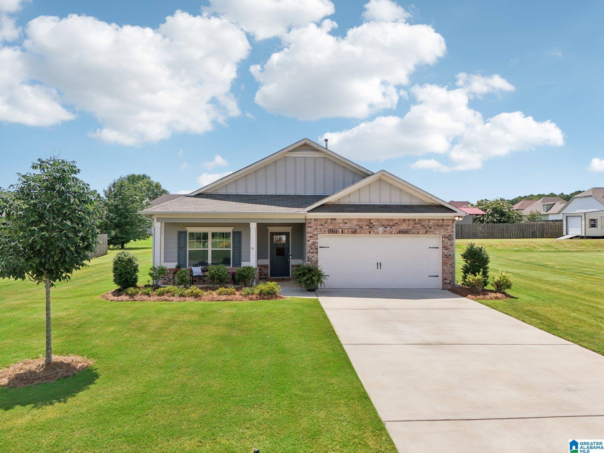 Harpersville, AL 35078,321 FARMINGDALE LANE