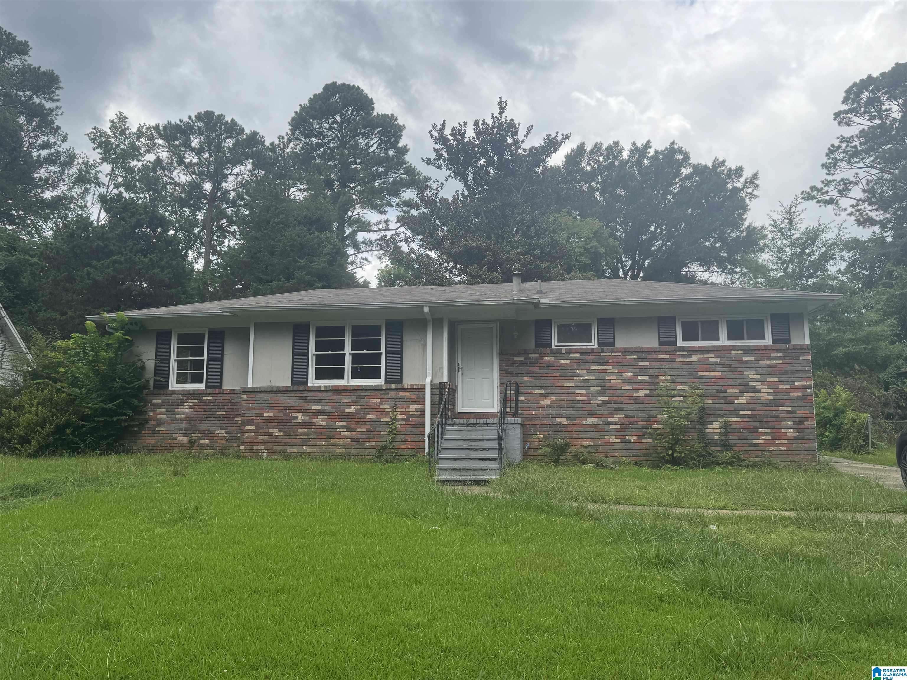 Birmingham, AL 35235,781 VAUGHN CIRCLE