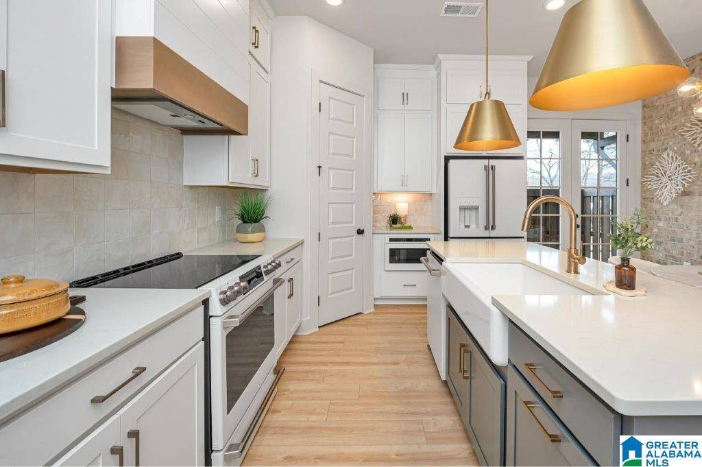 Hoover, AL 35244,1704 MEERSTONE LANE
