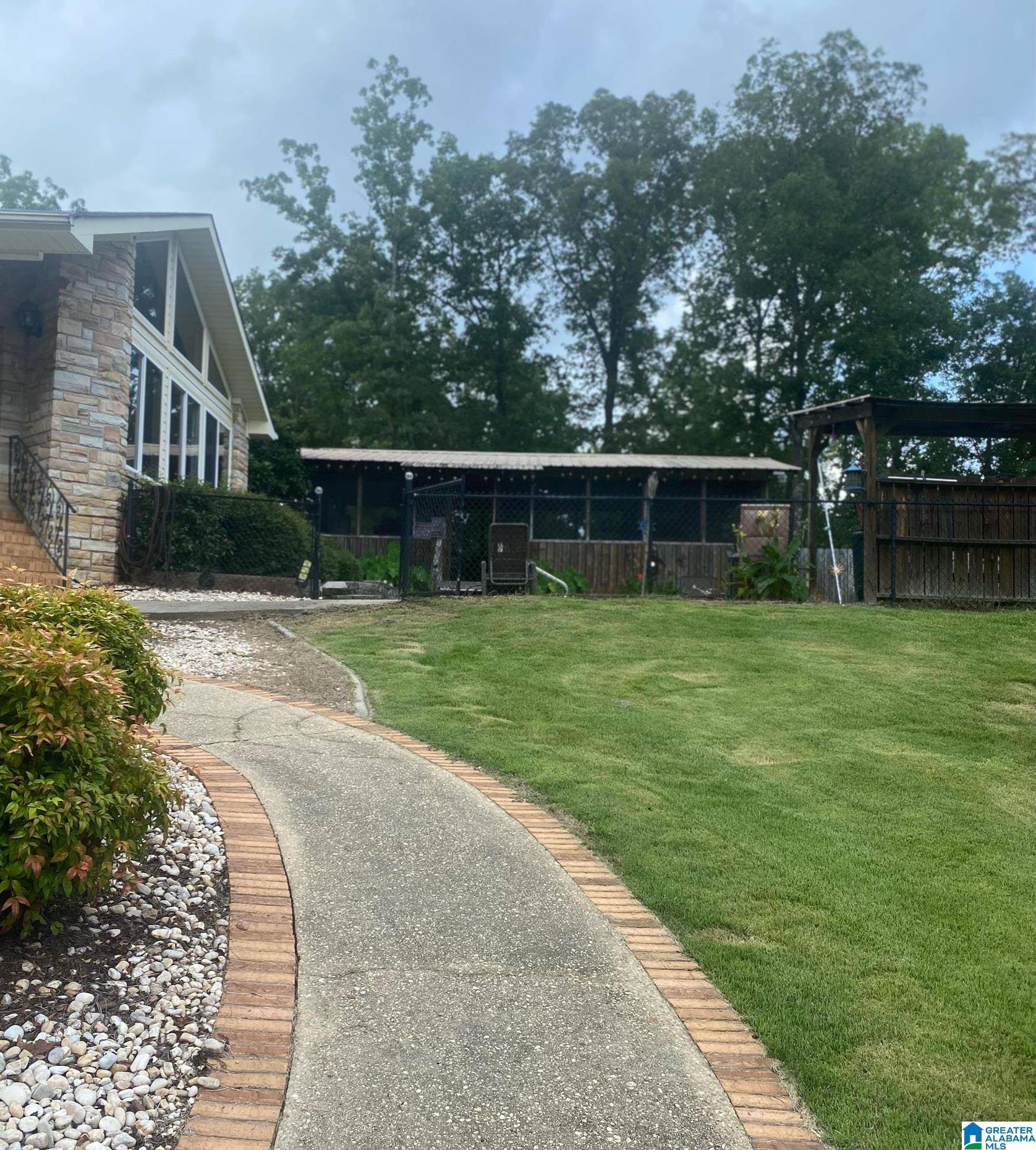 Clanton, AL 35046,8716 HIGHWAY 145