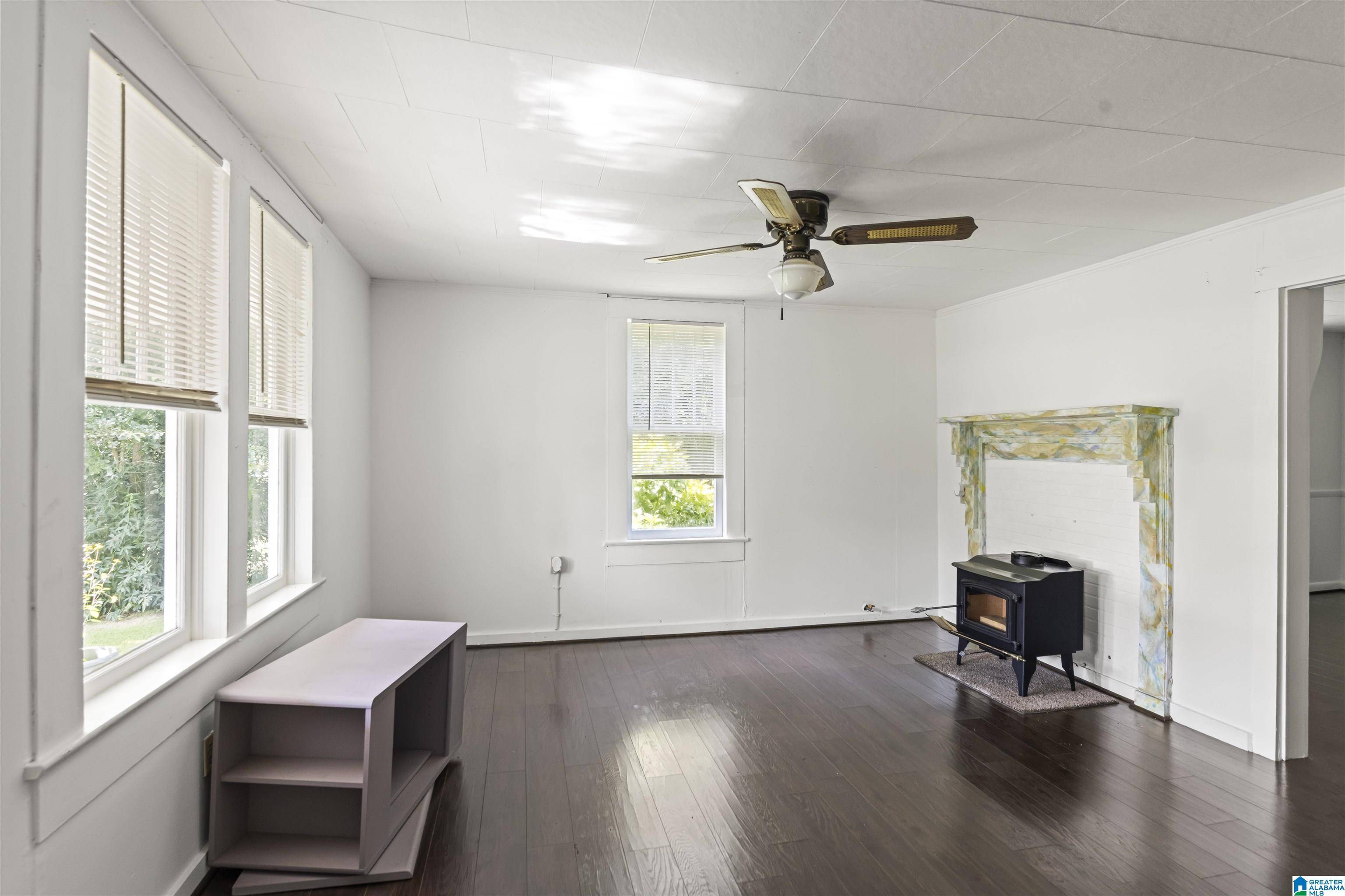 Hanceville, AL 35077,202 ALABAMA AVENUE NE